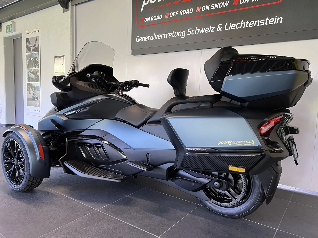 CAN-AM Spyder RT LTD-image-5