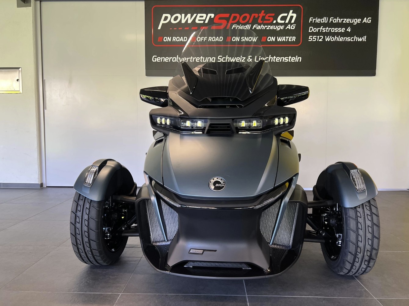 CAN-AM Spyder RT LTD-image-1