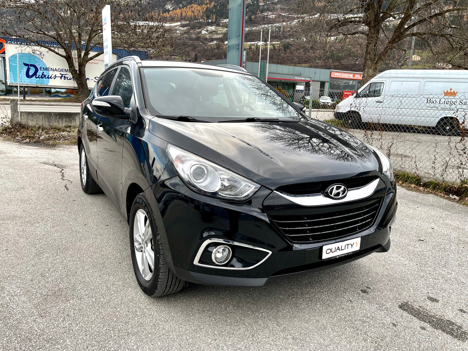 HYUNDAI iX 35 2.0 Premium 4WD-image-19