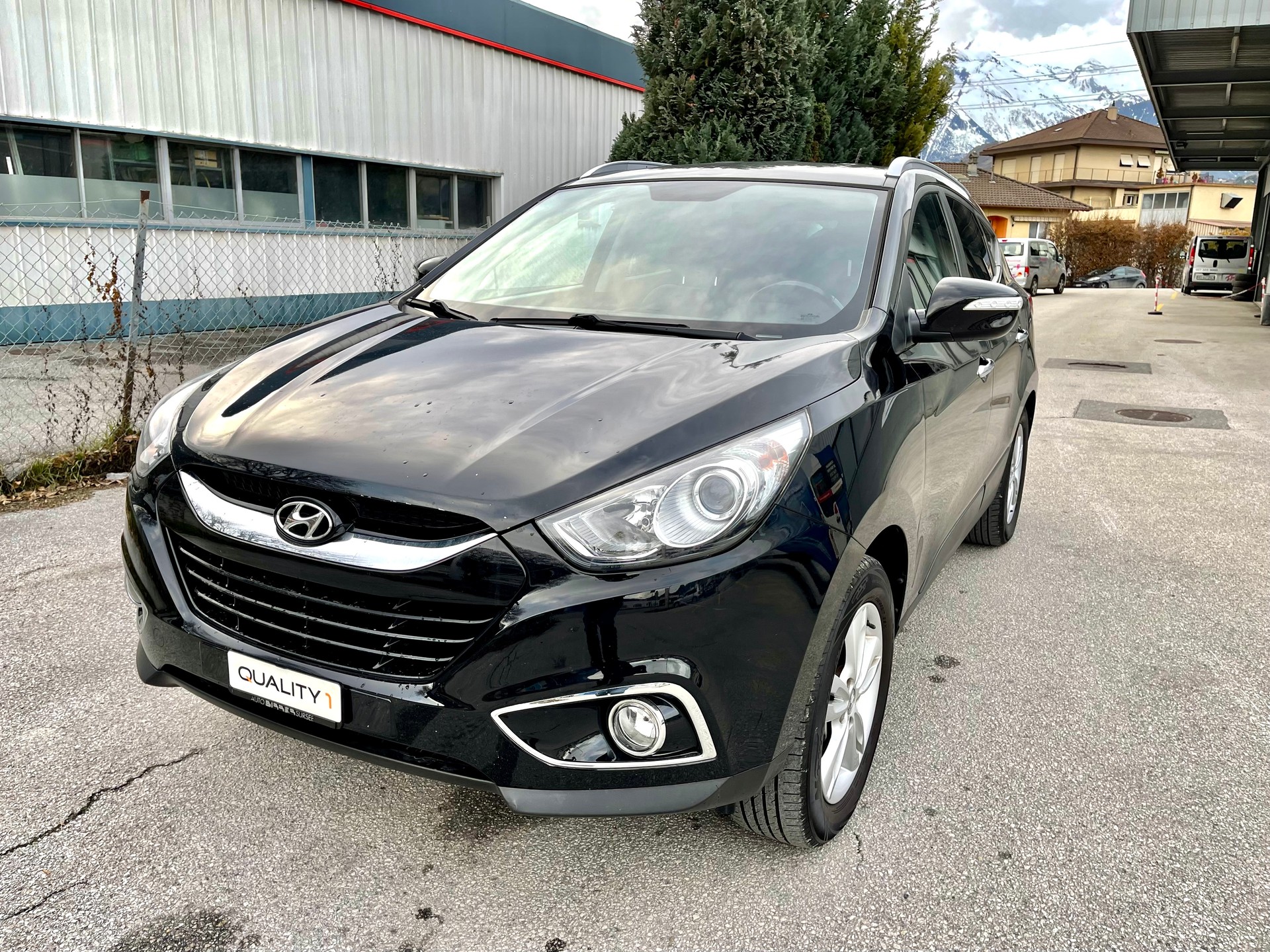 HYUNDAI iX 35 2.0 Premium 4WD-image-10