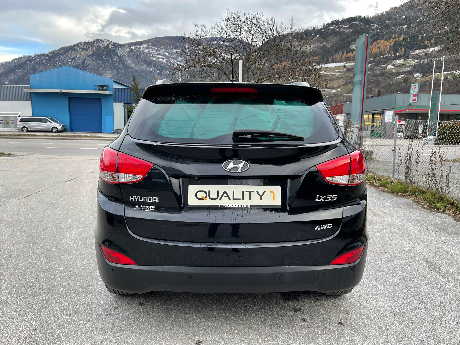 HYUNDAI iX 35 2.0 Premium 4WD-image-8