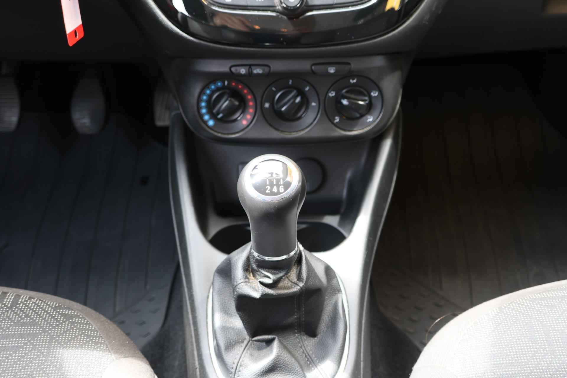 OPEL Corsa 1.0T Excite-image-8
