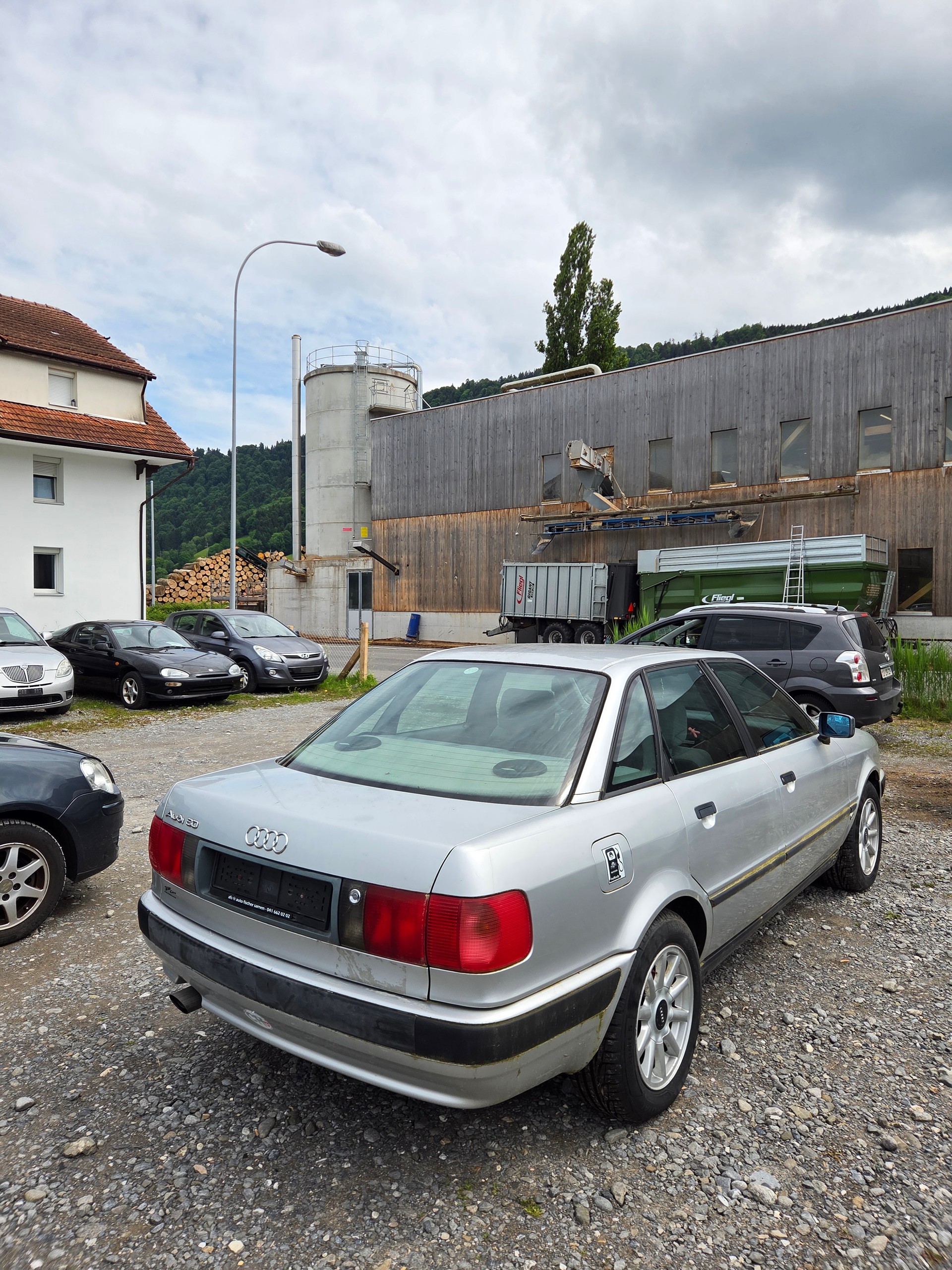 AUDI 80 2.0 E-image-2