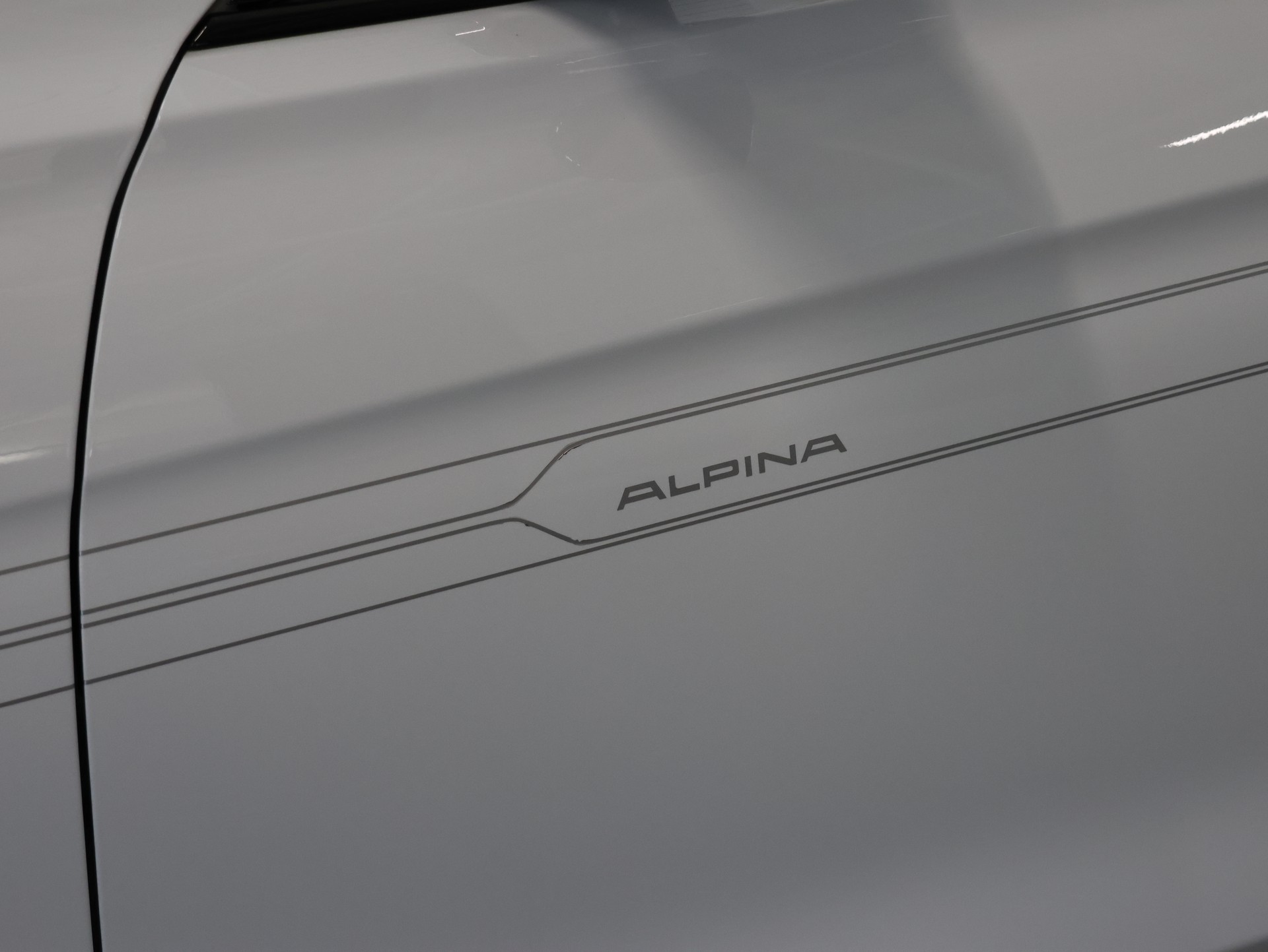 BMW-ALPINA D3 BiTurbo Touring 3.0d Switch-Tronic *Alpinaweiss*Harman&Kardon*-image-9