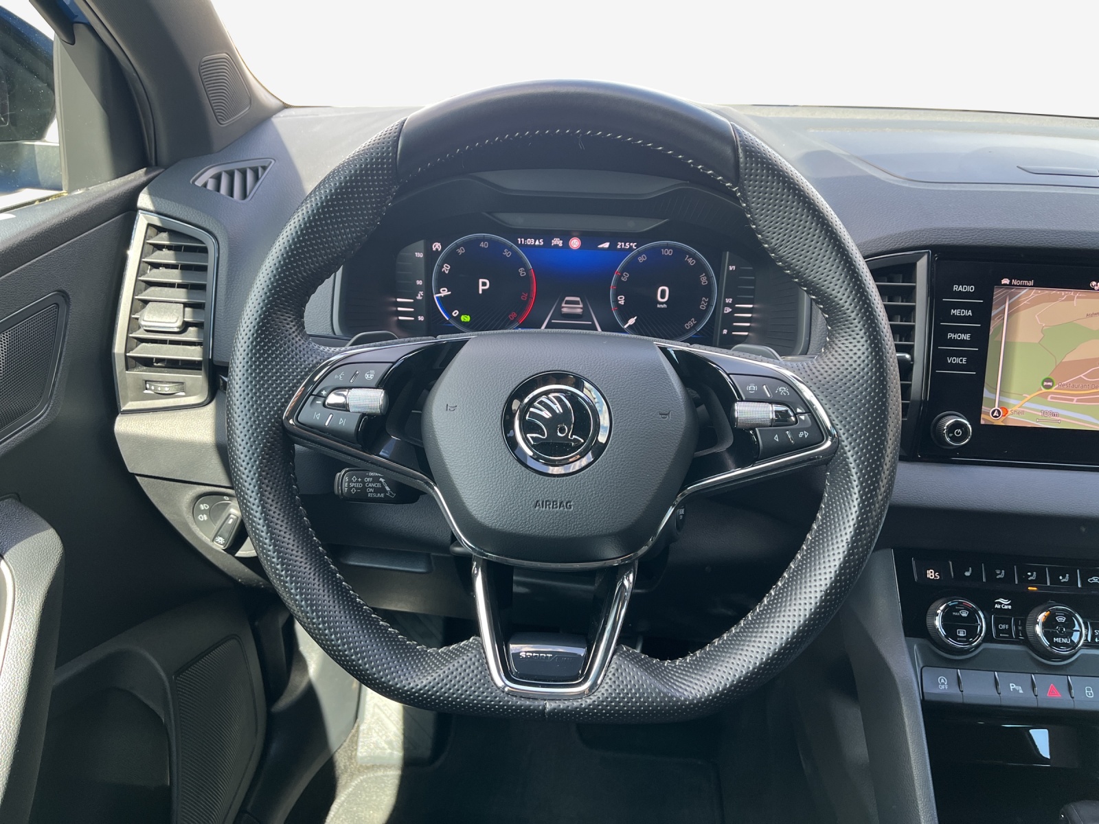 SKODA Karoq 1.5 TSI ACT SportLine DSG-image-9