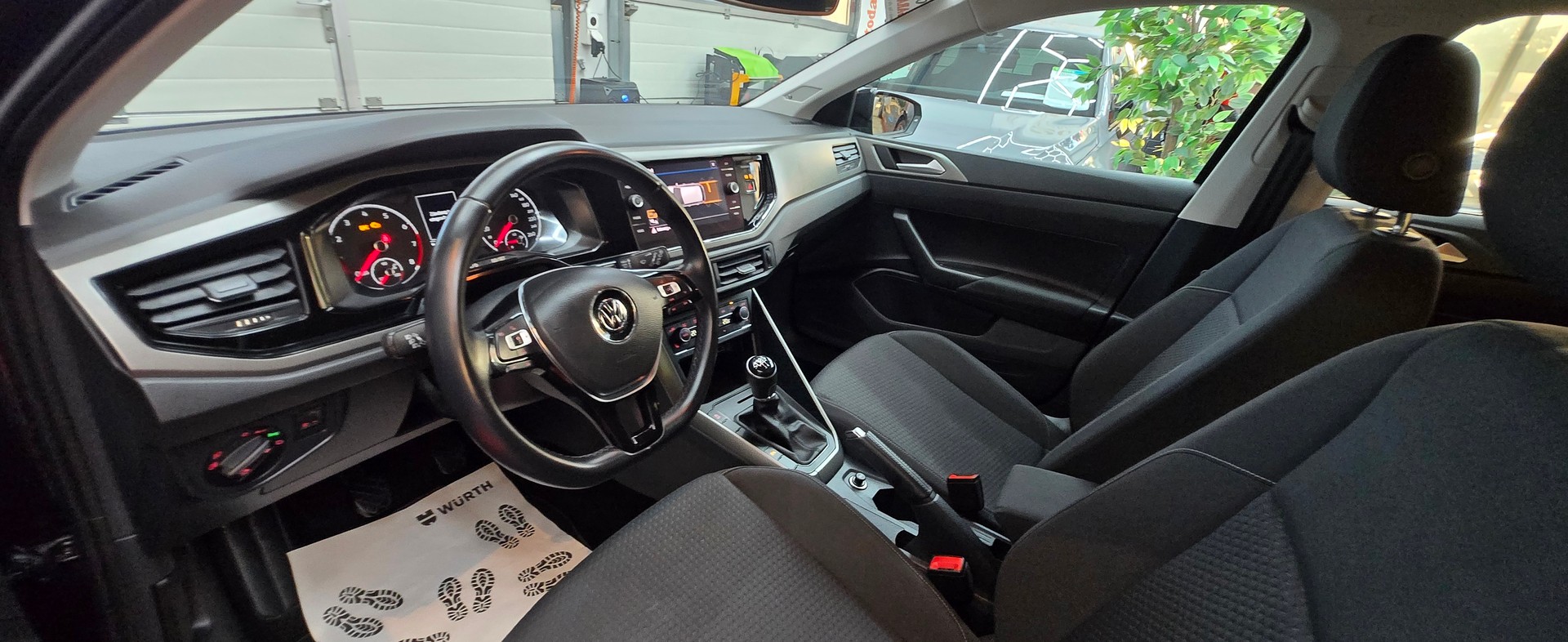 VW Polo 1.0 TSI BMT Comfortline-image-28