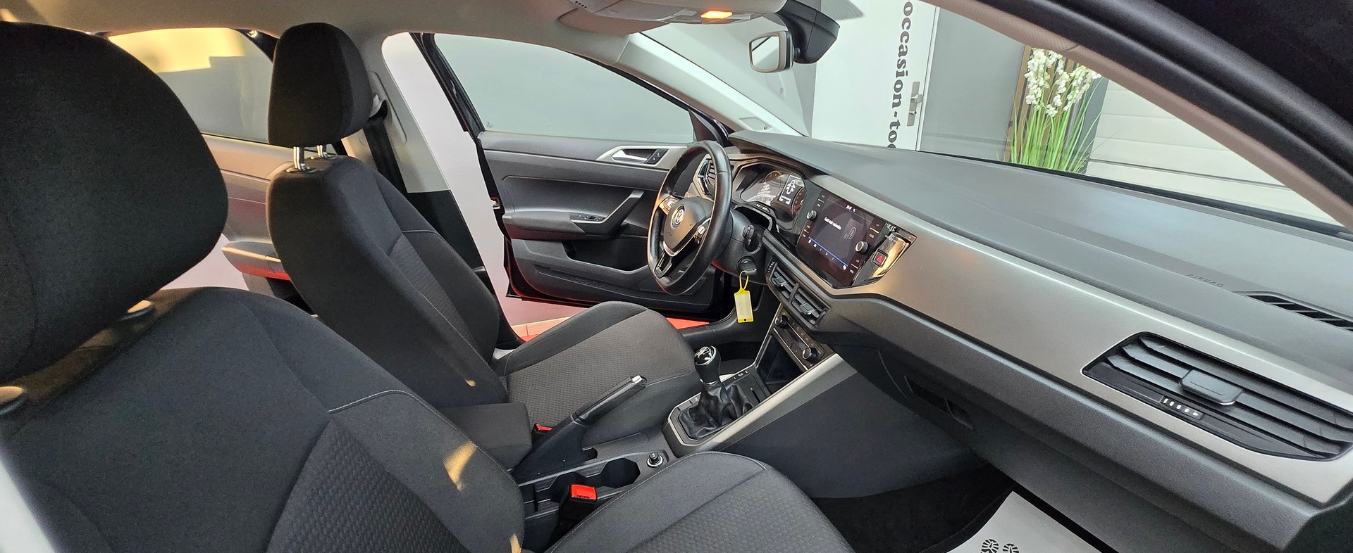 VW Polo 1.0 TSI BMT Comfortline-image-13