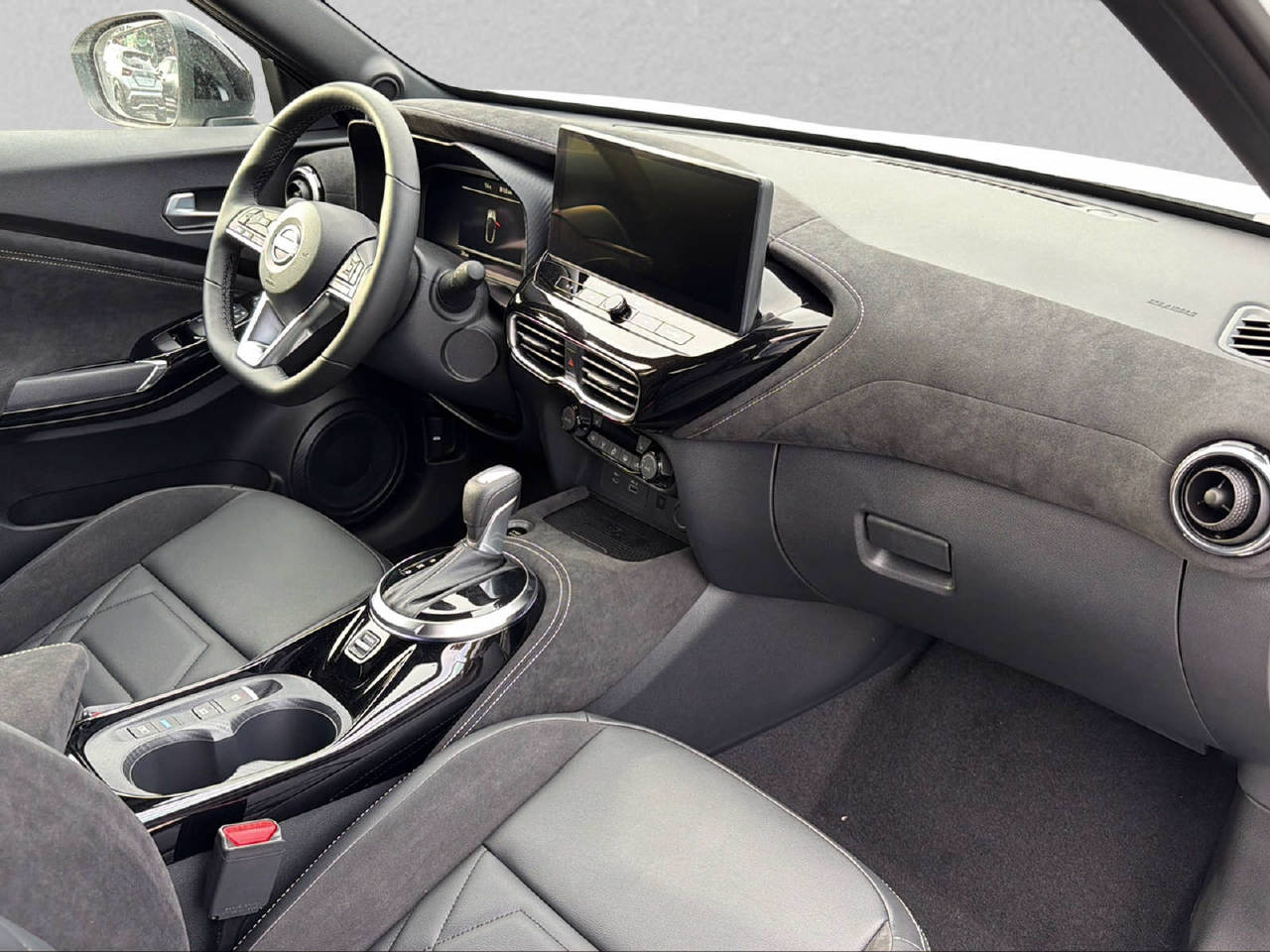 NISSAN Juke 1.6 Hybrid N-Design-image-5