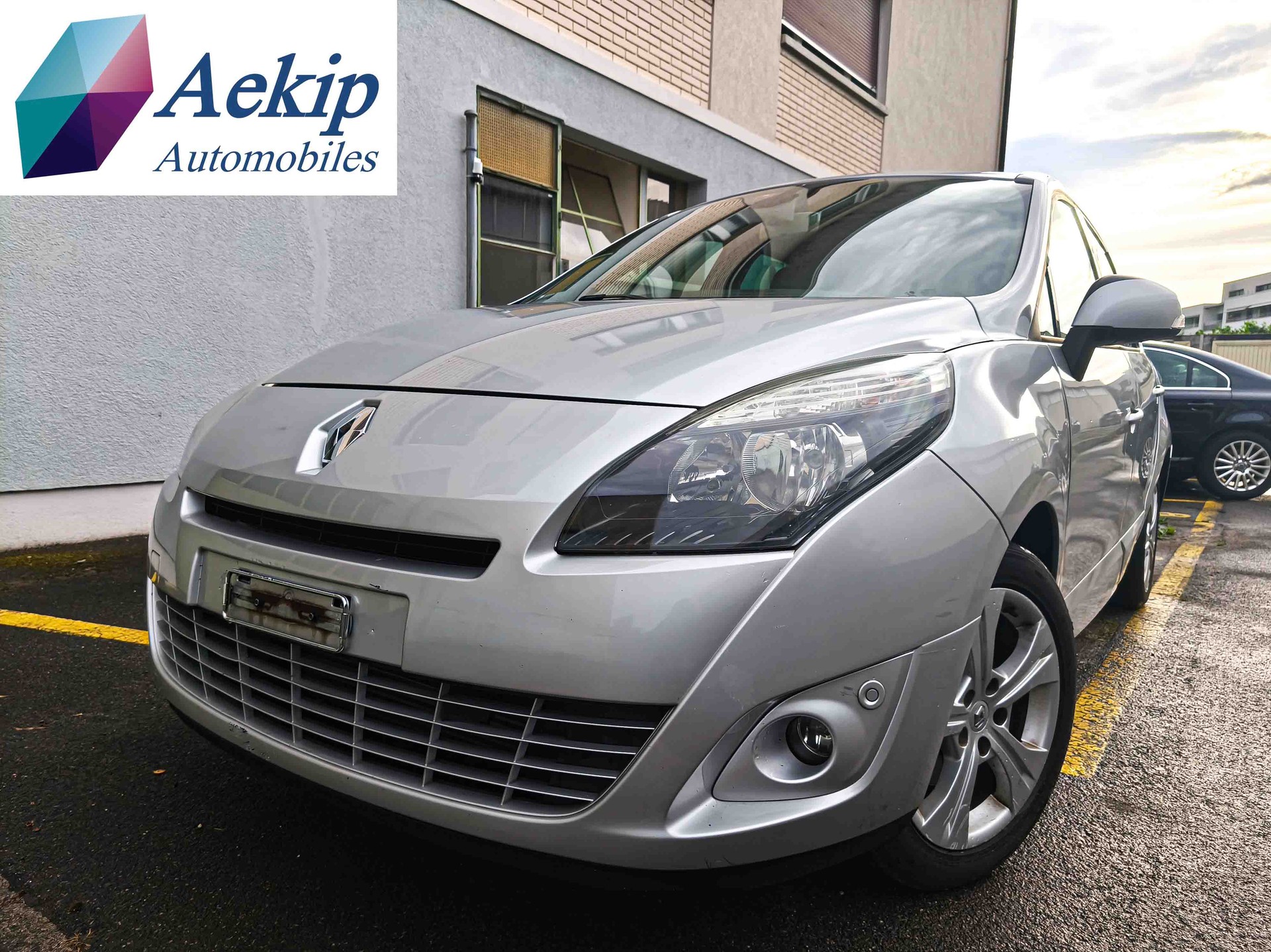 RENAULT Grand Scénic 1.4 16V Turbo Dynamique