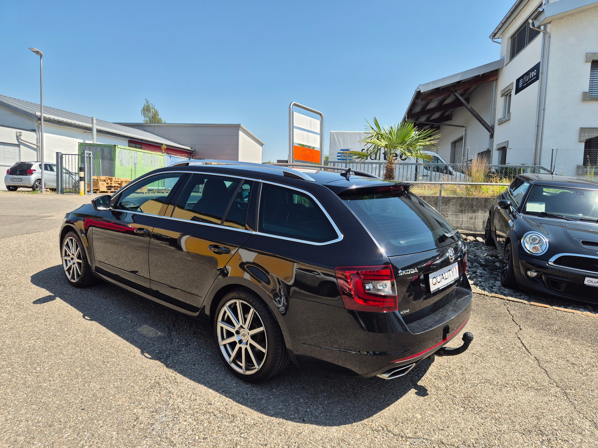 SKODA Octavia Combi 2.0 TDI RS 4x4 DSG-showroom-element-3