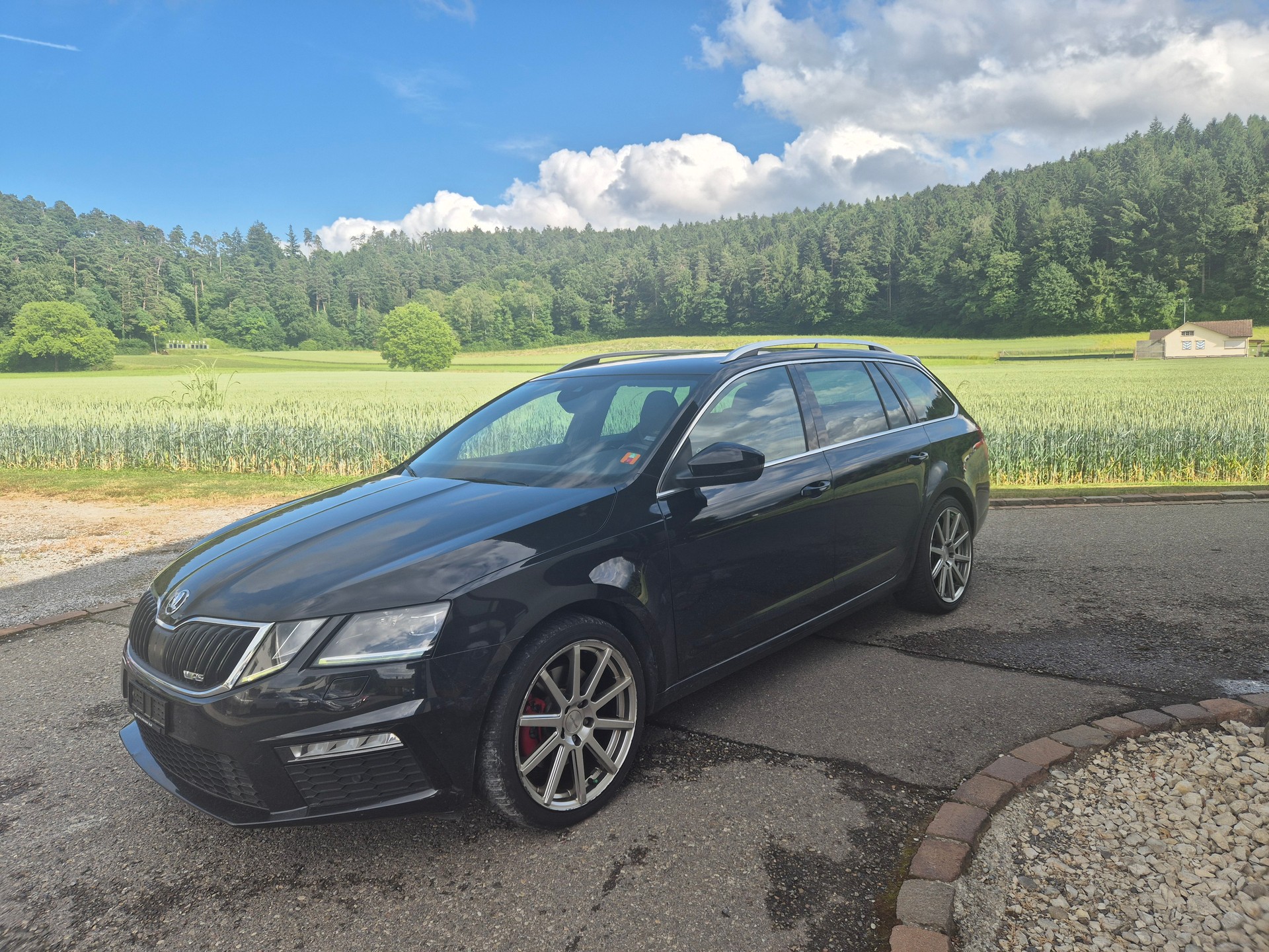 SKODA Octavia Combi 2.0 TDI RS 4x4 DSG-showroom-element-1