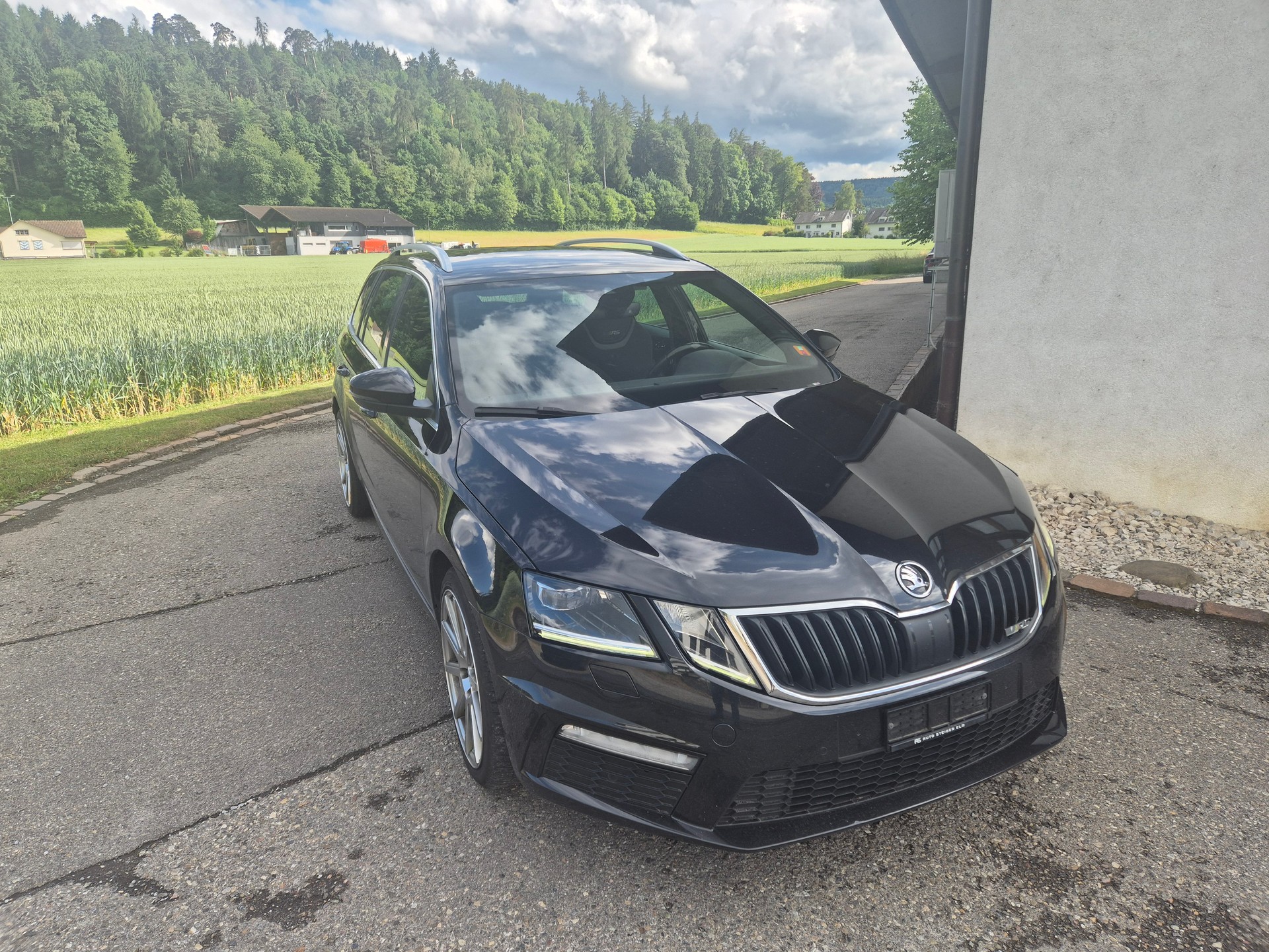 SKODA Octavia Combi 2.0 TDI RS 4x4 DSG-image-15