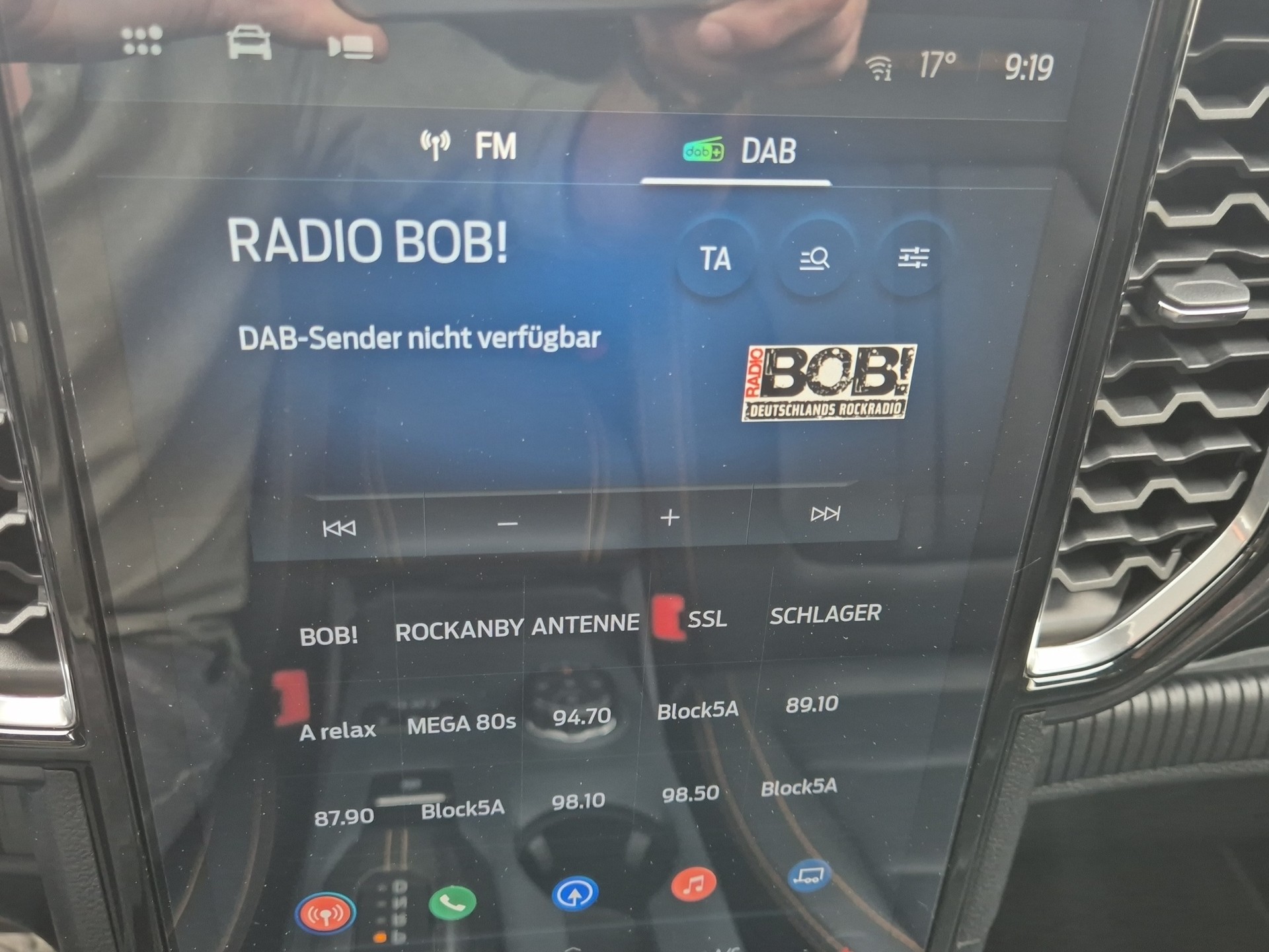 FORD Ranger Wildtrak 3.0 Eco Blue e-4WD Automat-image-19