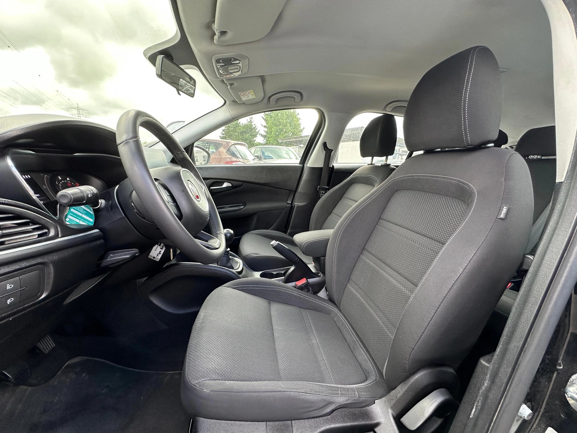 FIAT Tipo 1.6 MJ Lounge-image-6