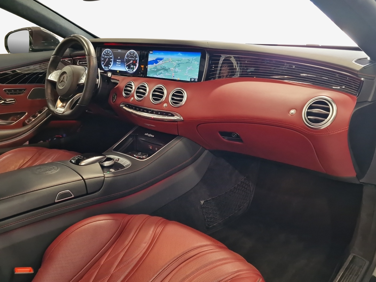 MERCEDES-BENZ S 63 AMG Cabriolet 4Matic Speedshift MCT-image-31
