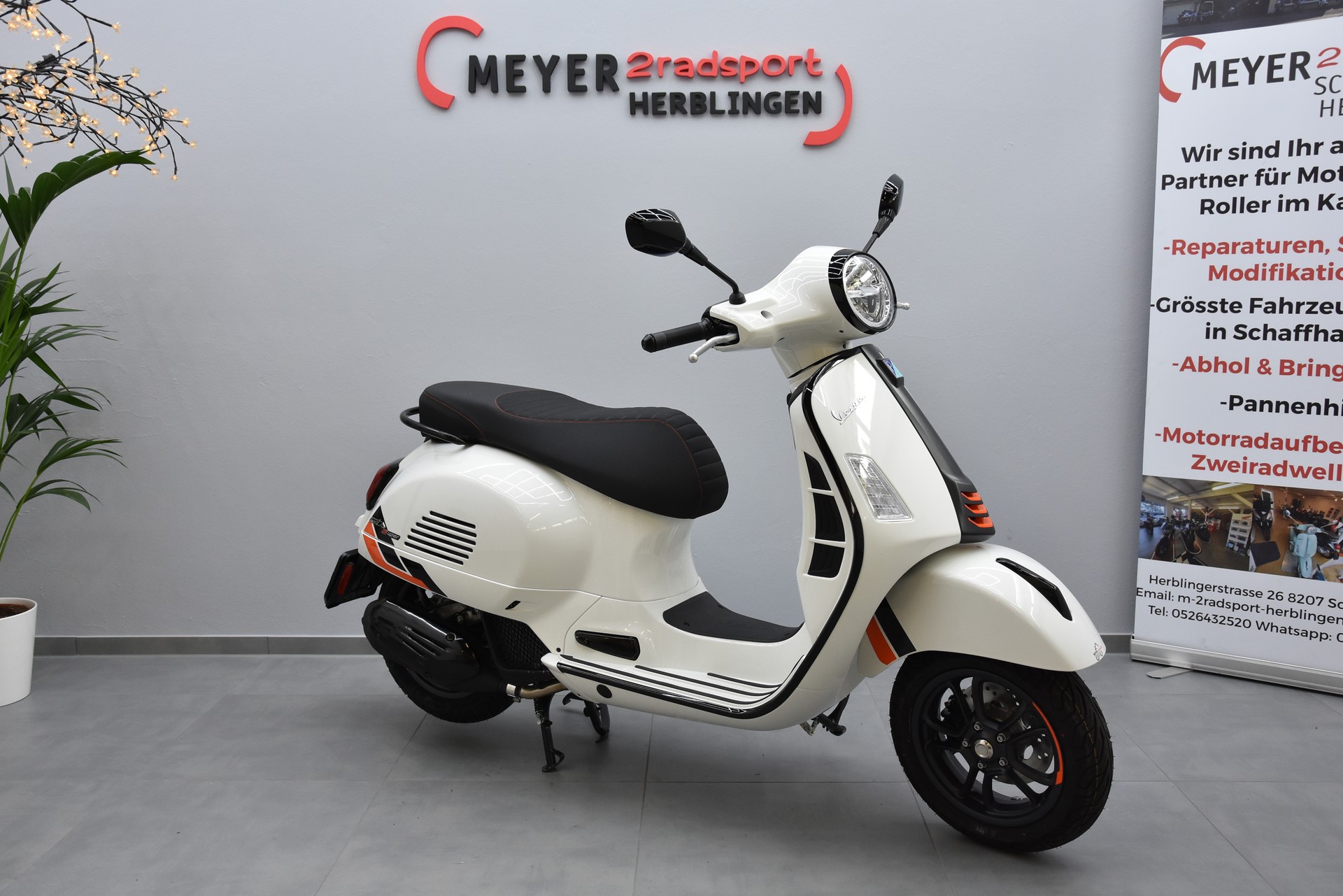 PIAGGIO Vespa GTS 125 Super Sport RST Euro 5+-image-1