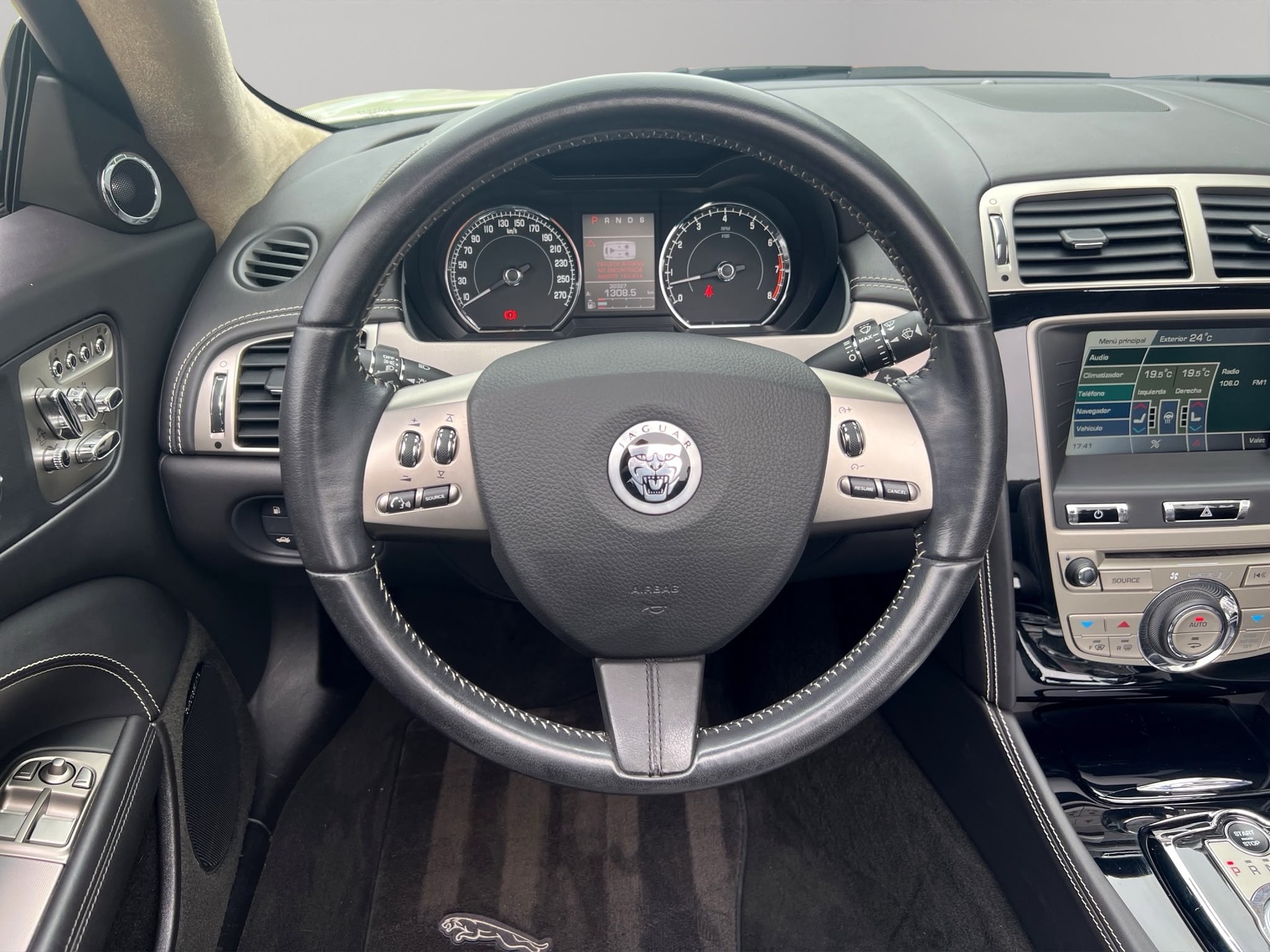 JAGUAR XK 5.0 V8 Automatic-image-14