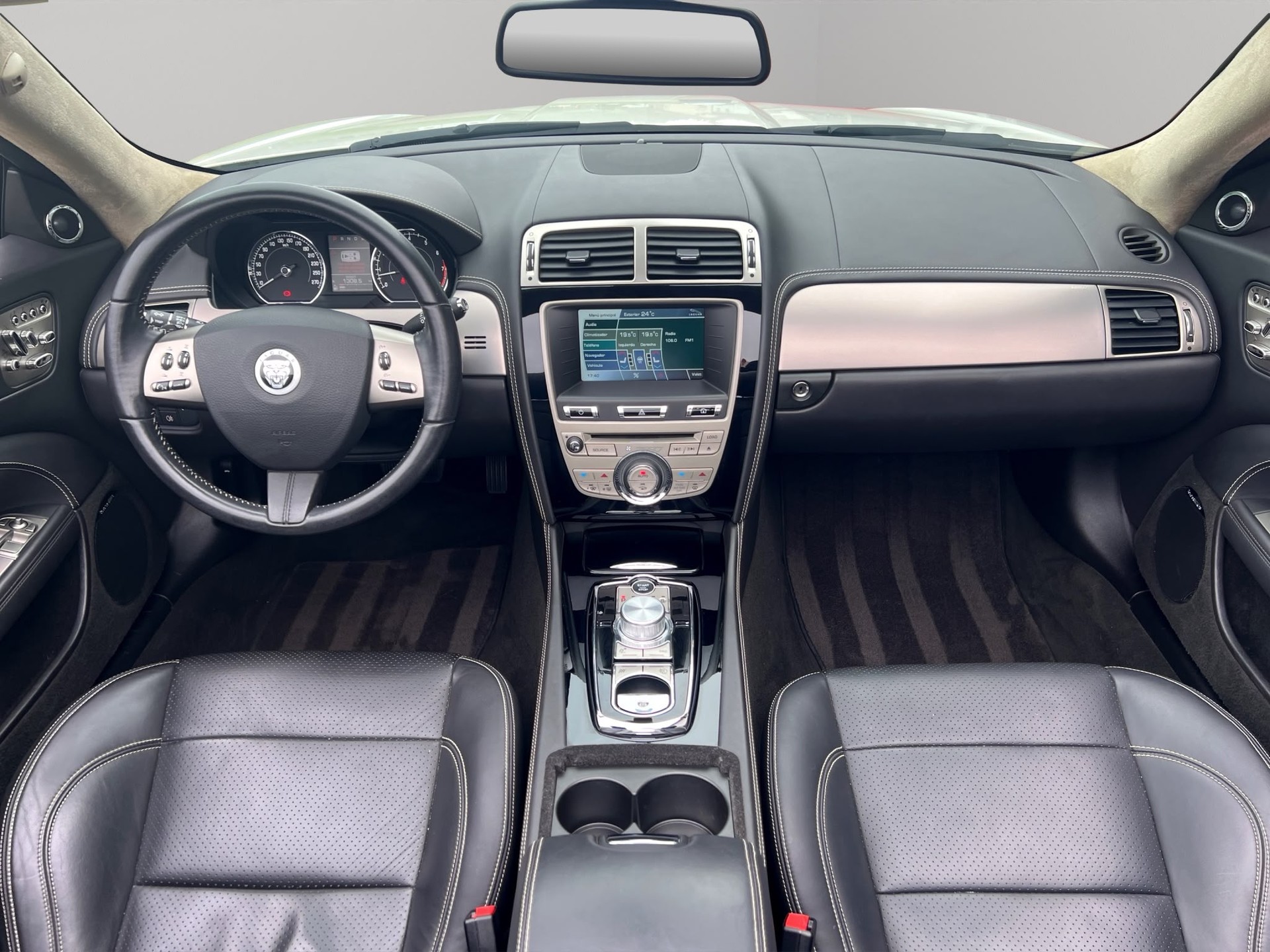 JAGUAR XK 5.0 V8 Automatic-image-13