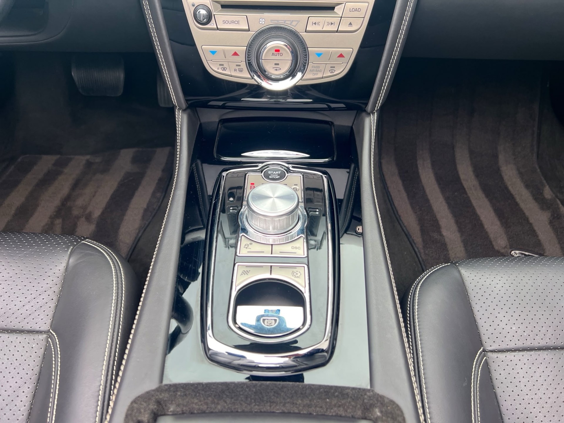 JAGUAR XK 5.0 V8 Automatic-image-18