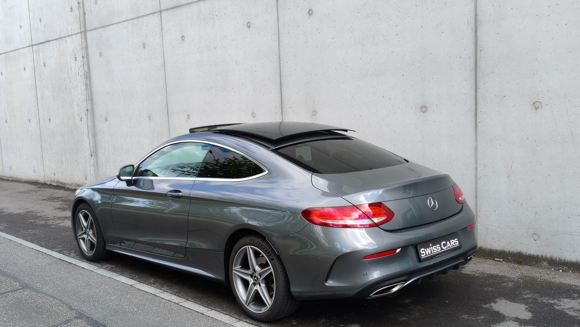 MERCEDES-BENZ C 200 Coupé AMG Line 4Matic 9G-Tronic-image-3