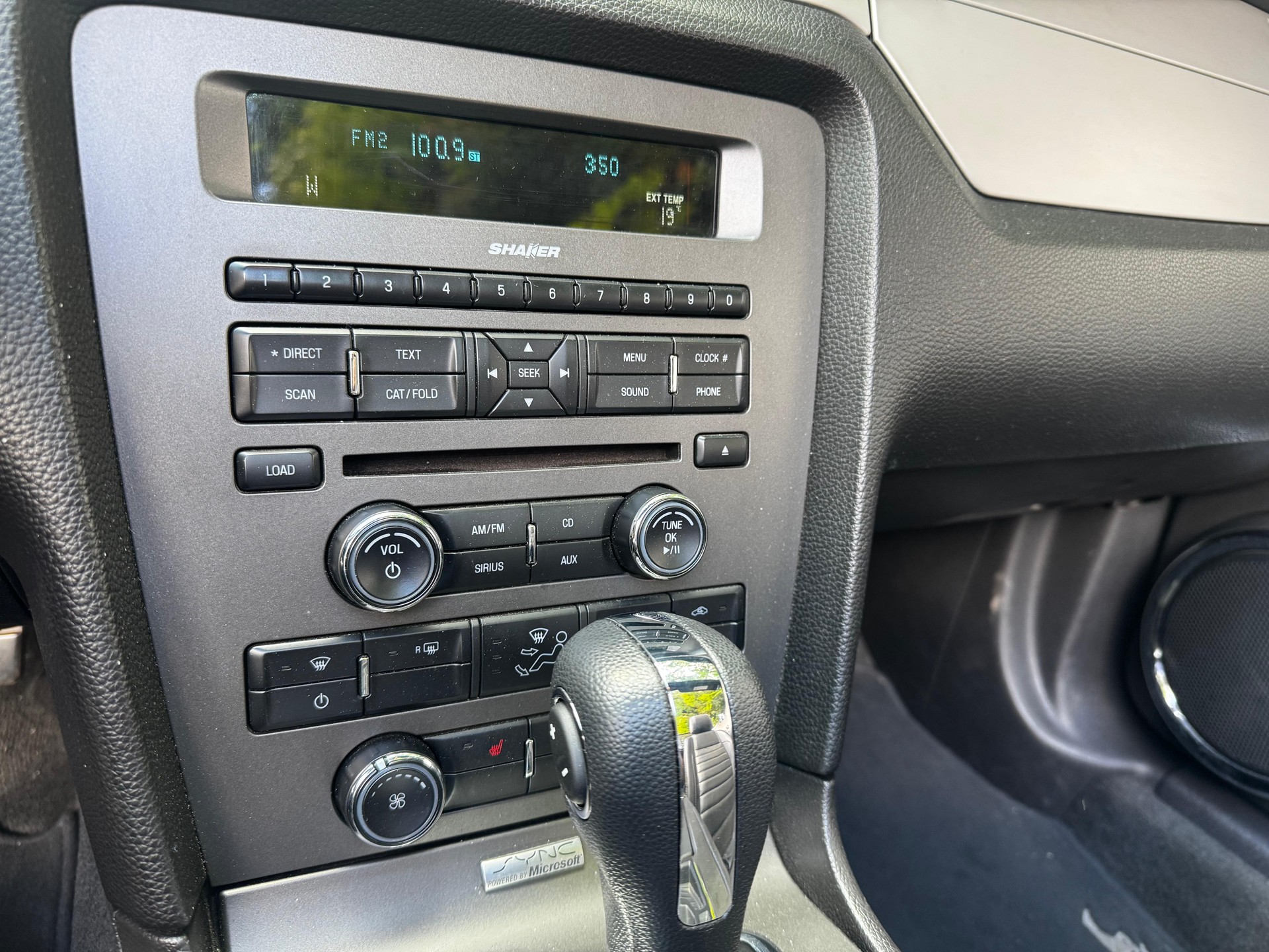 FORD Mustang 3.7 Cabrio-image-11