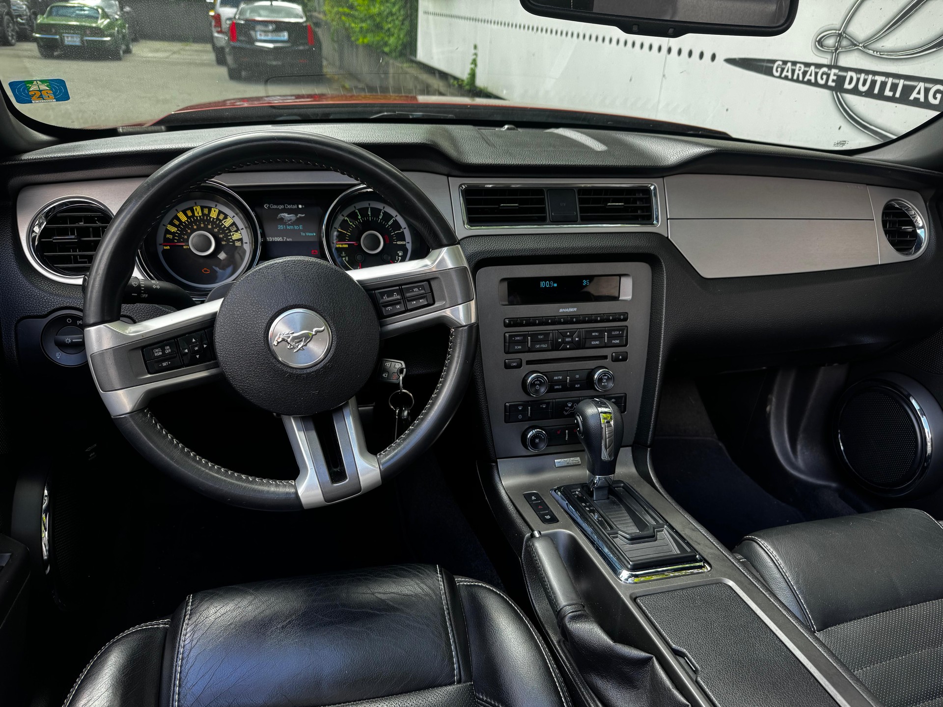 FORD Mustang 3.7 Cabrio-image-10