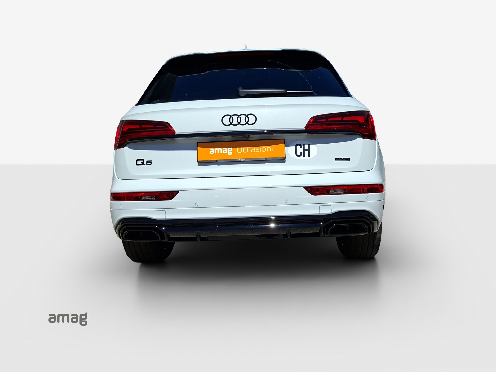 AUDI Q5 40 TDI Black Edition quattro S-tronic-showroom-element-3
