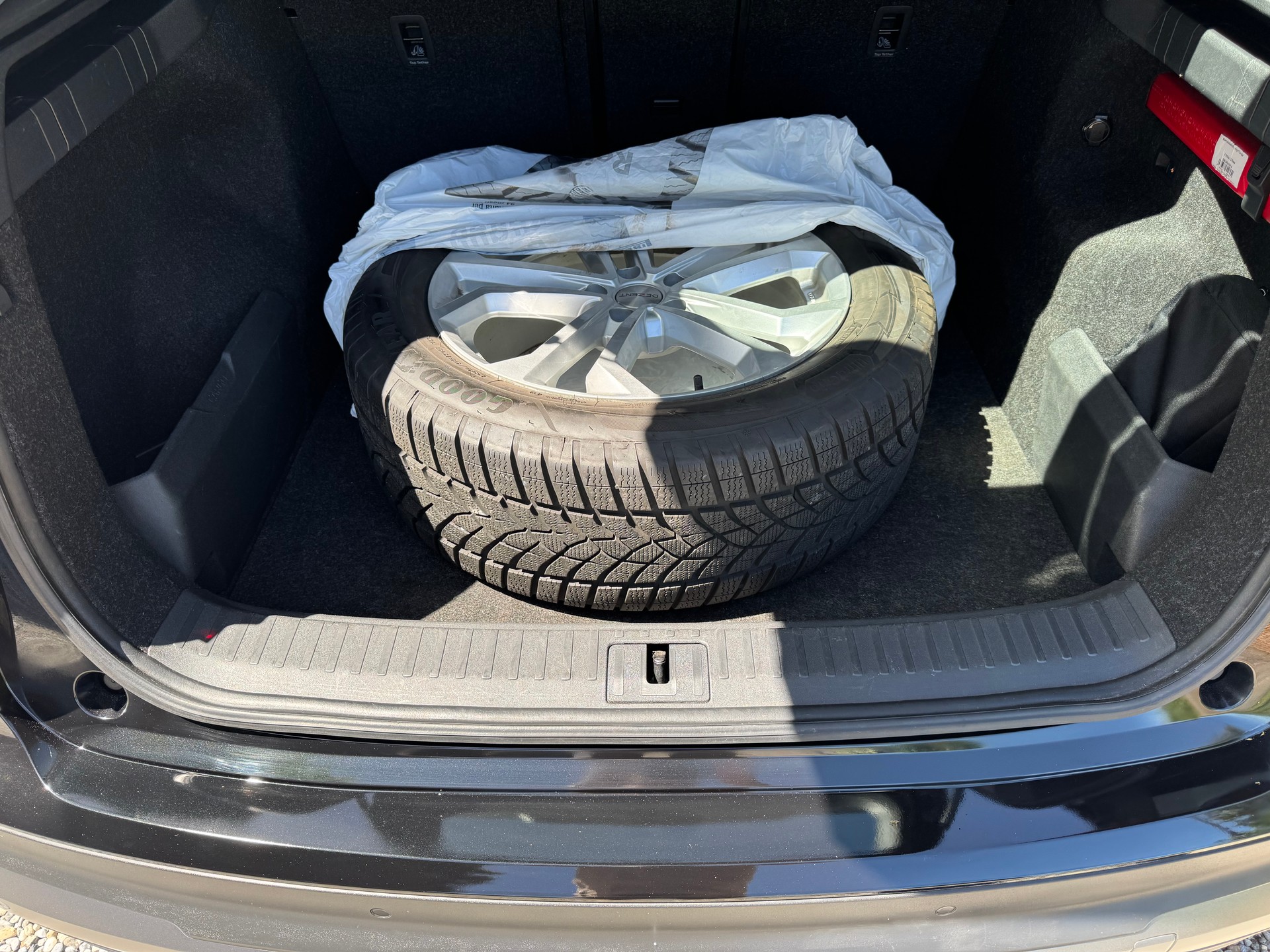 SKODA Enyaq iV 60-image-11