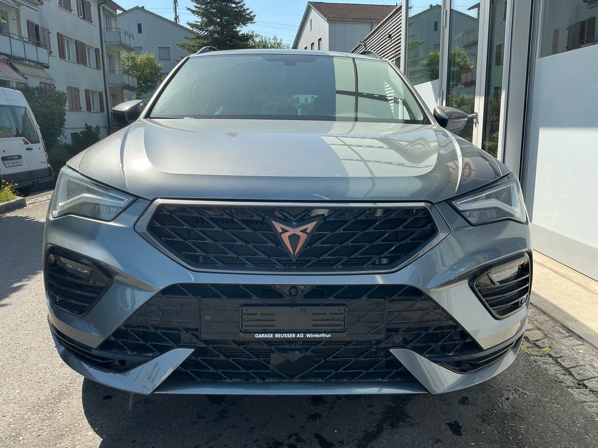 CUPRA Ateca VZ 4Drive *** AKRAPOVIC SPORTAUSPUFF & 5 JAHRE WERKSGARANTIE ***-showroom-element-1