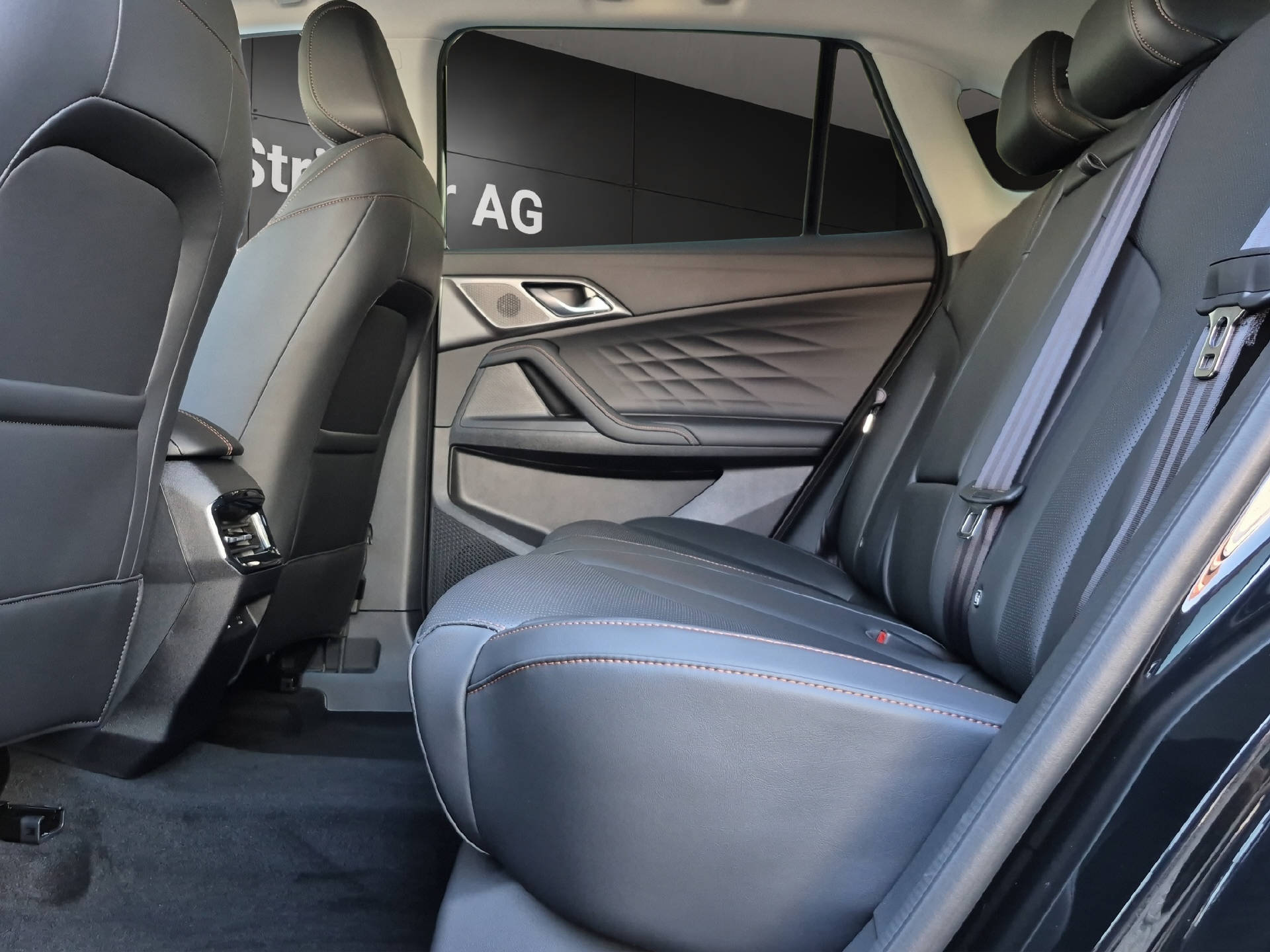 MG HS 1.5 Hybrid Luxury-image-11