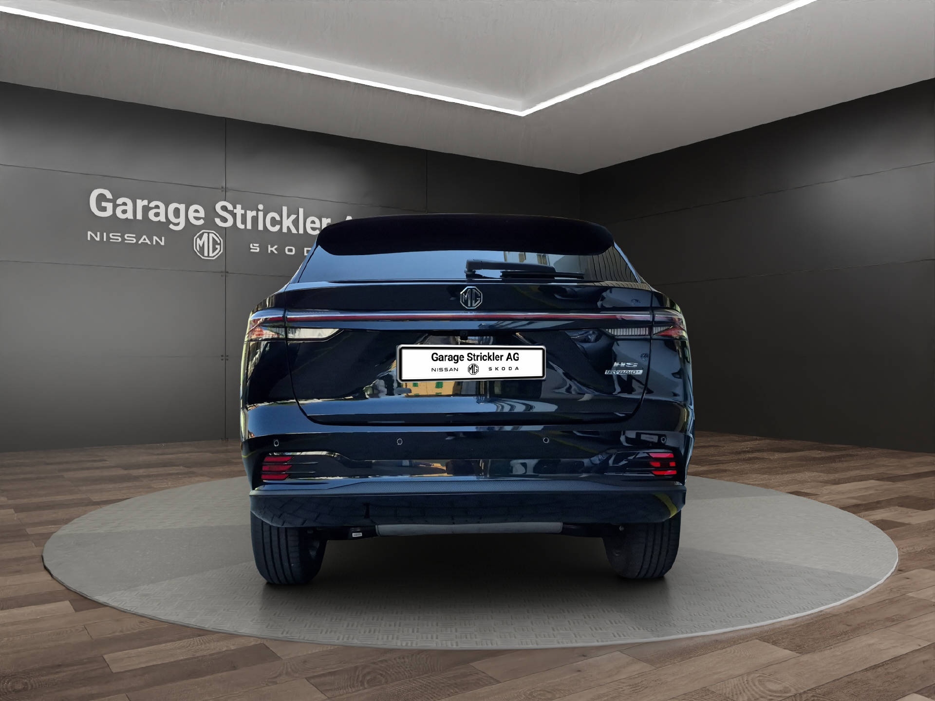 MG HS 1.5 Hybrid Luxury-showroom-element-3