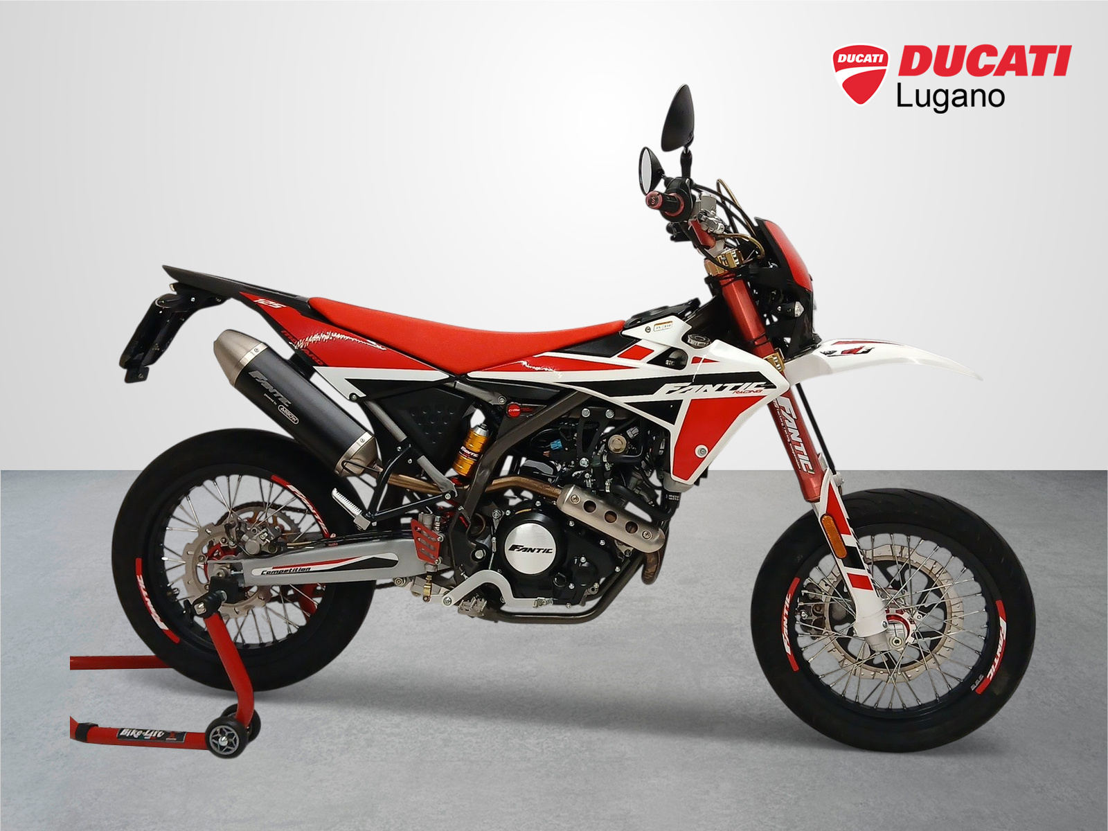 FANTIC XMF 125 Motard-image-9