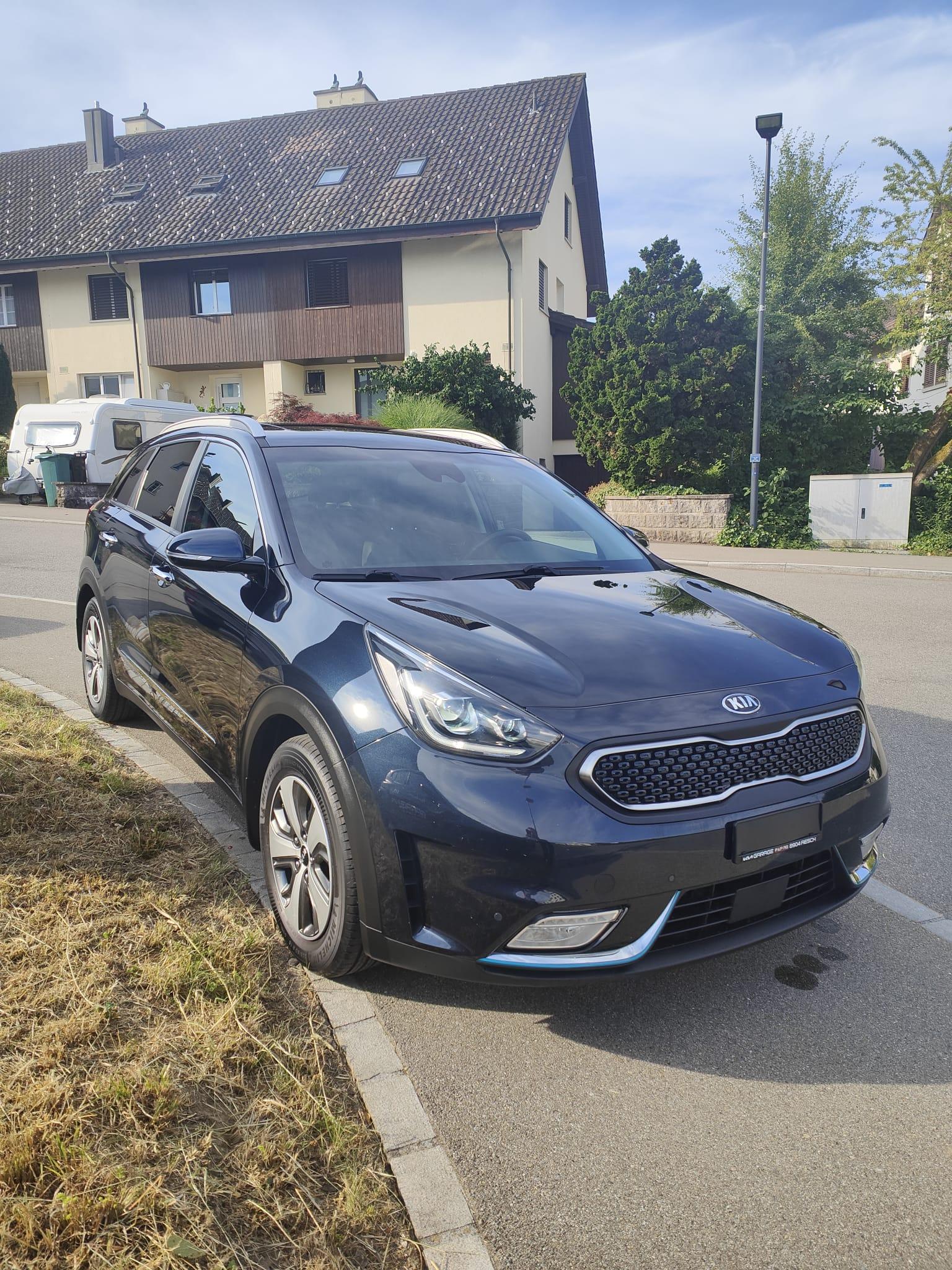 KIA Niro 1.6 GDi Plug-in Hybrid-showroom-element-3