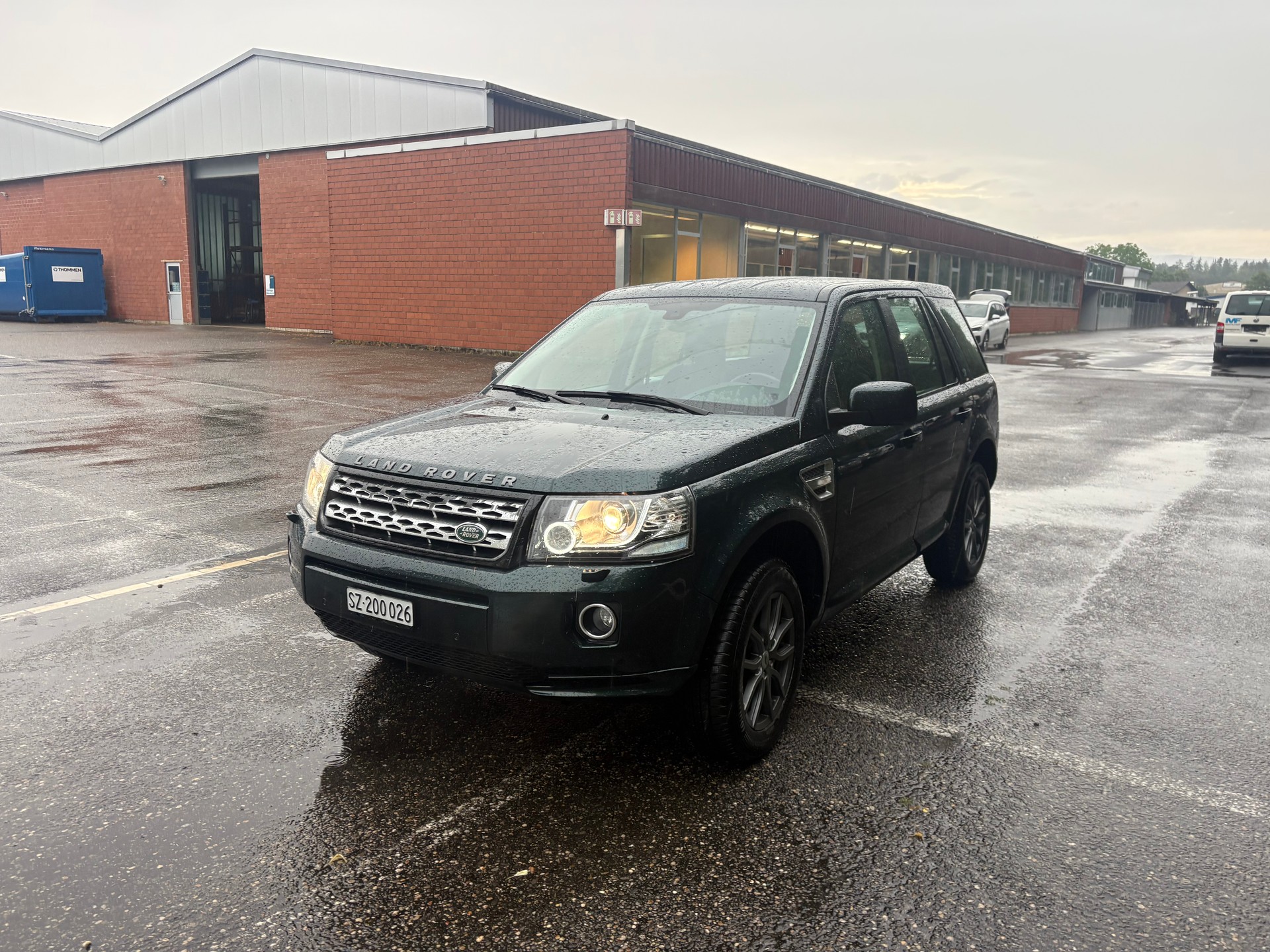 LAND ROVER Freelander 2.0 SE Automatic-image-2