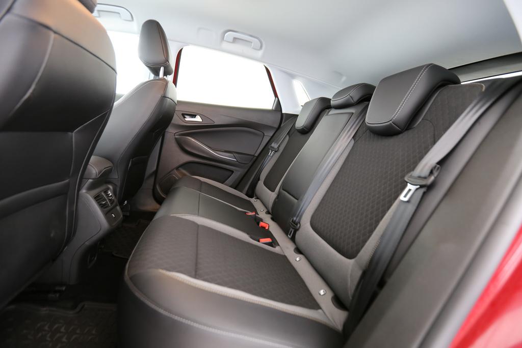 OPEL Grandland X 1.6 T PHEV Ultimate #quinzaine-image-7