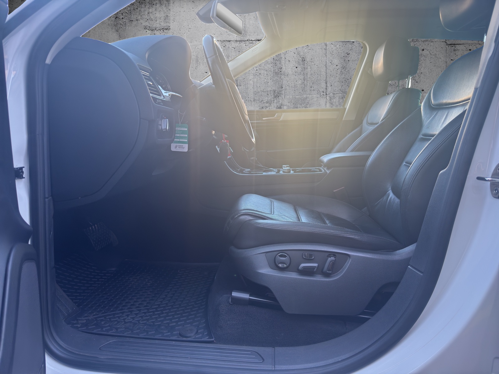VW Touareg 3.0 TDI BlueMotion Technology Tiptronic-image-6