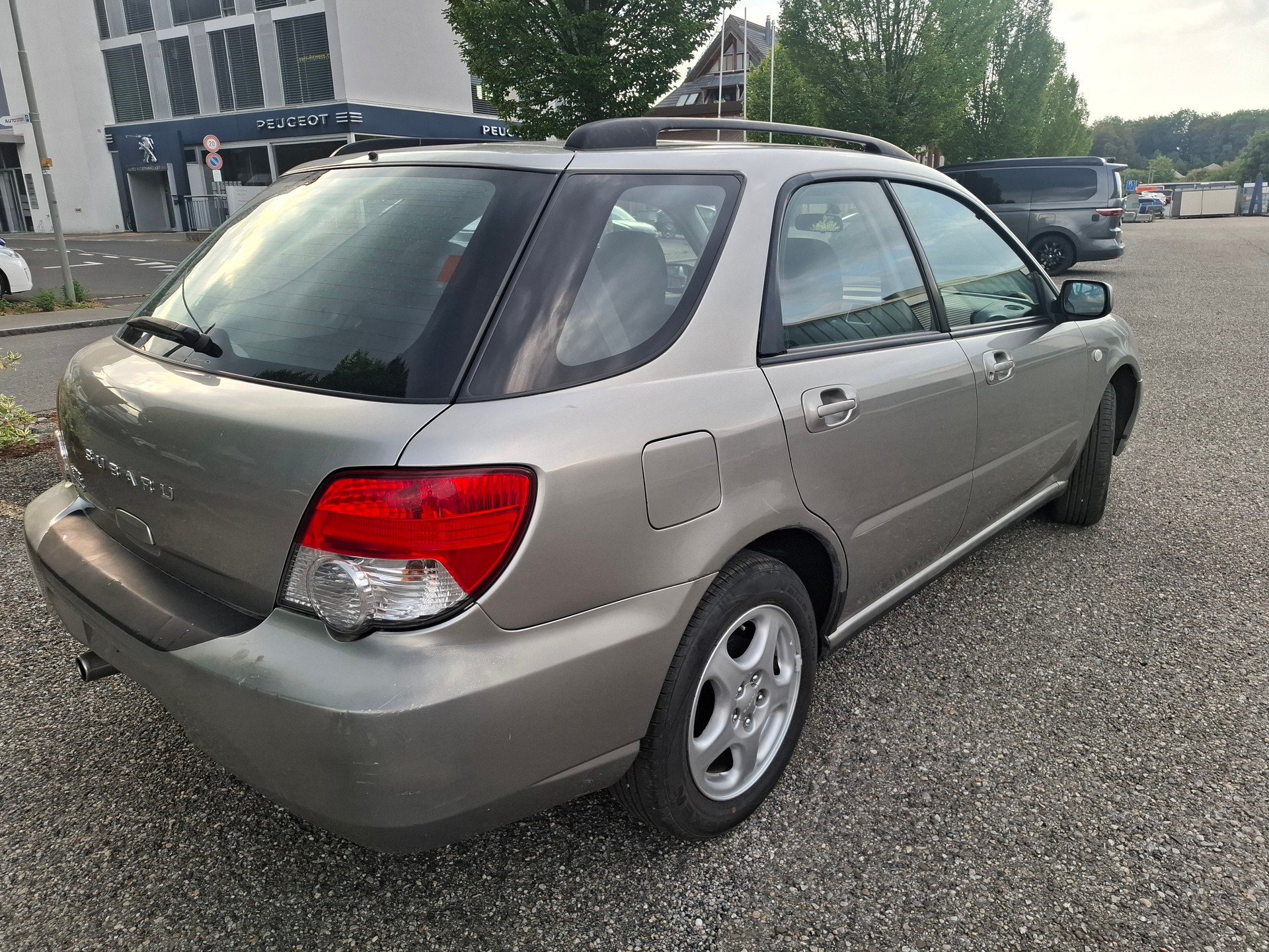SUBARU Impreza 1.6-image-1