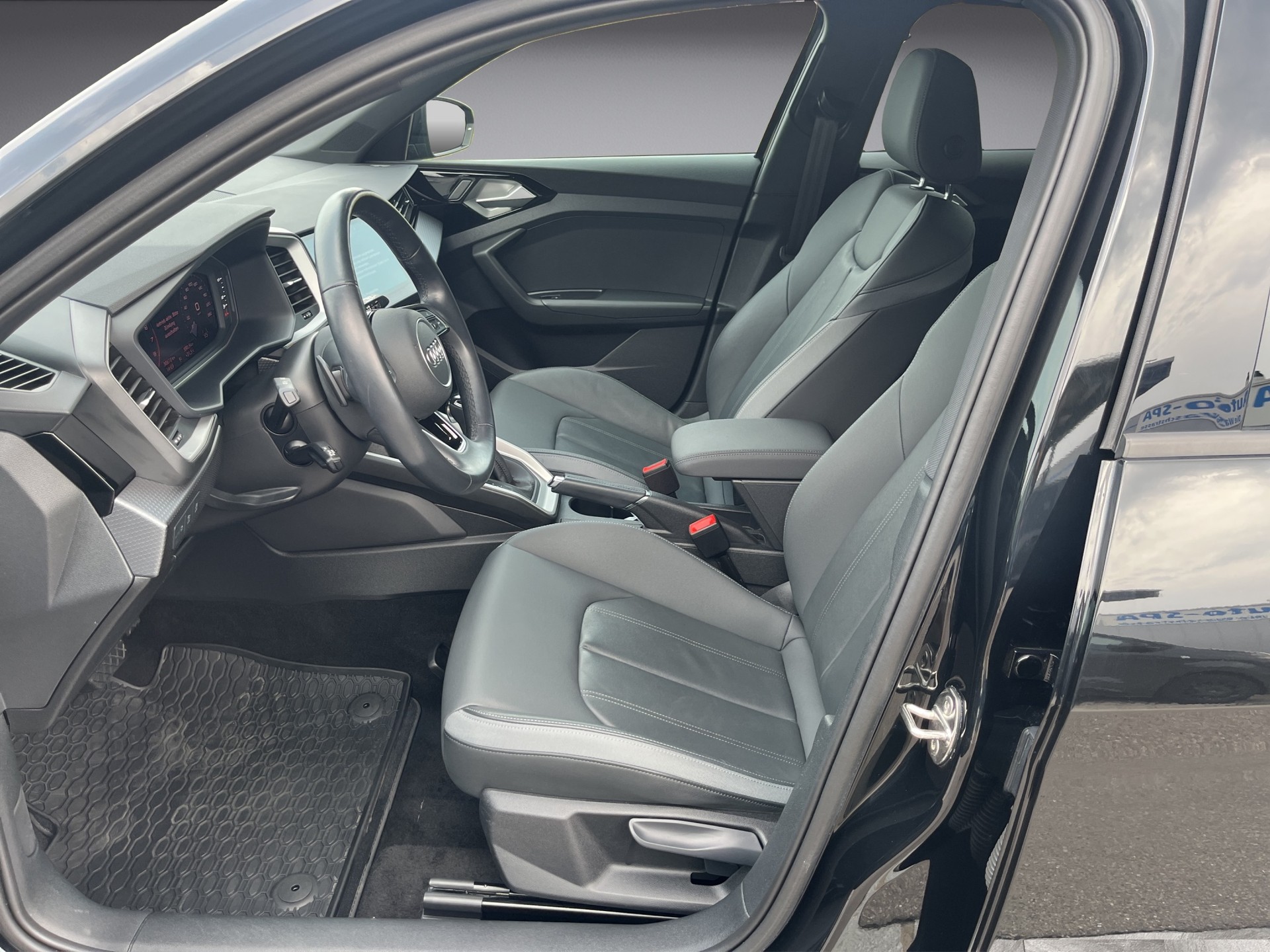 AUDI A1 Sportback 35 TFSI adv. S-tronic *Navi, Optik schwarz, vitual cockpit, Acc Tempomat*-image-8