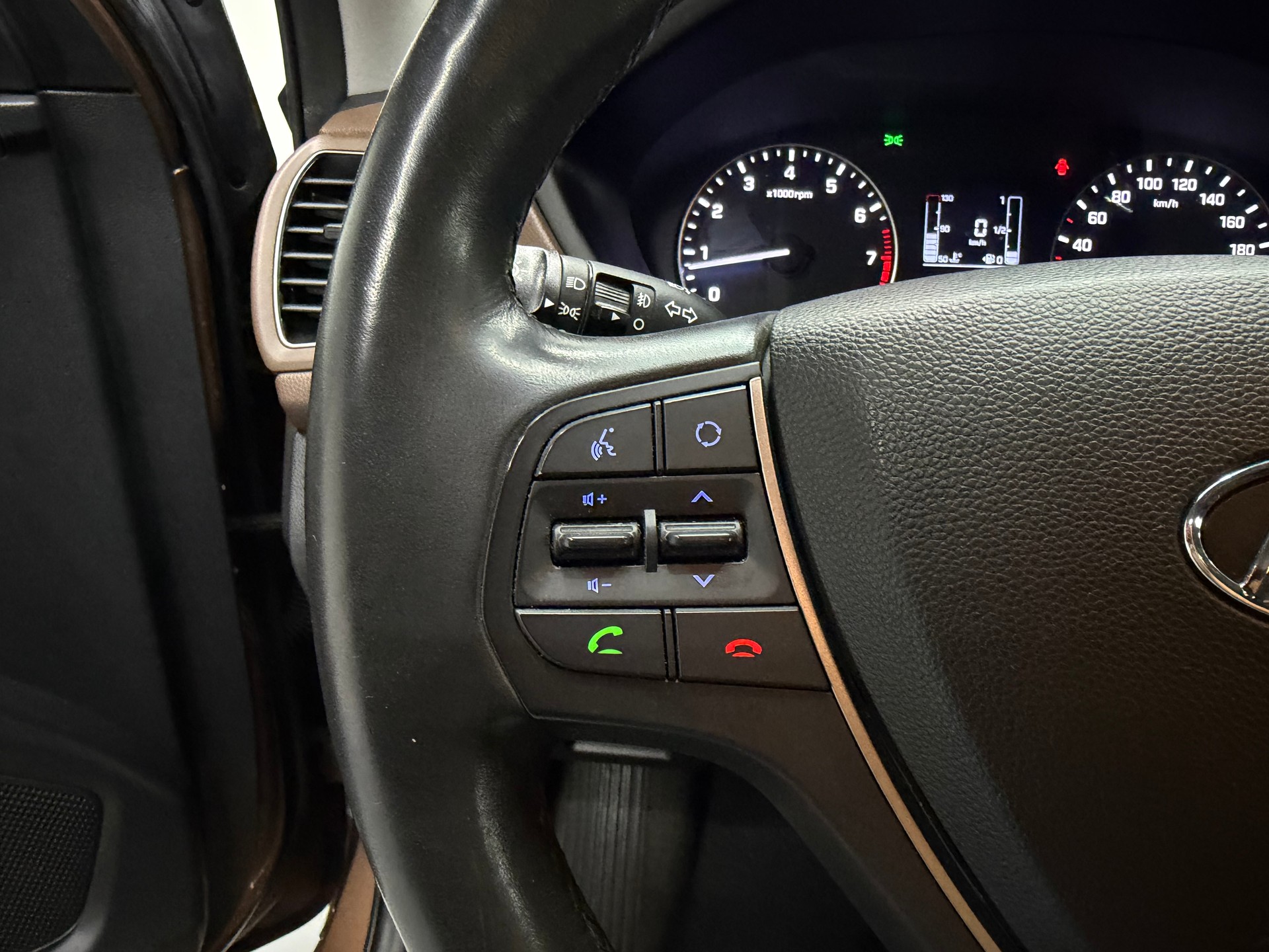 HYUNDAI i20 1.4 Amplia Automatic-image-20