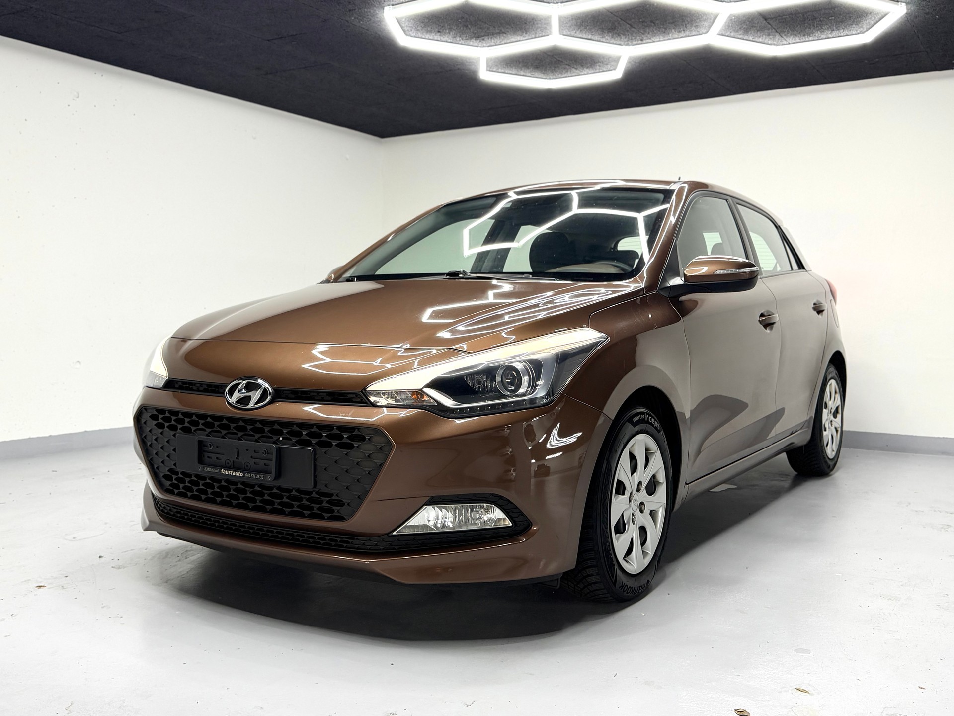 HYUNDAI i20 1.4 Amplia Automatic