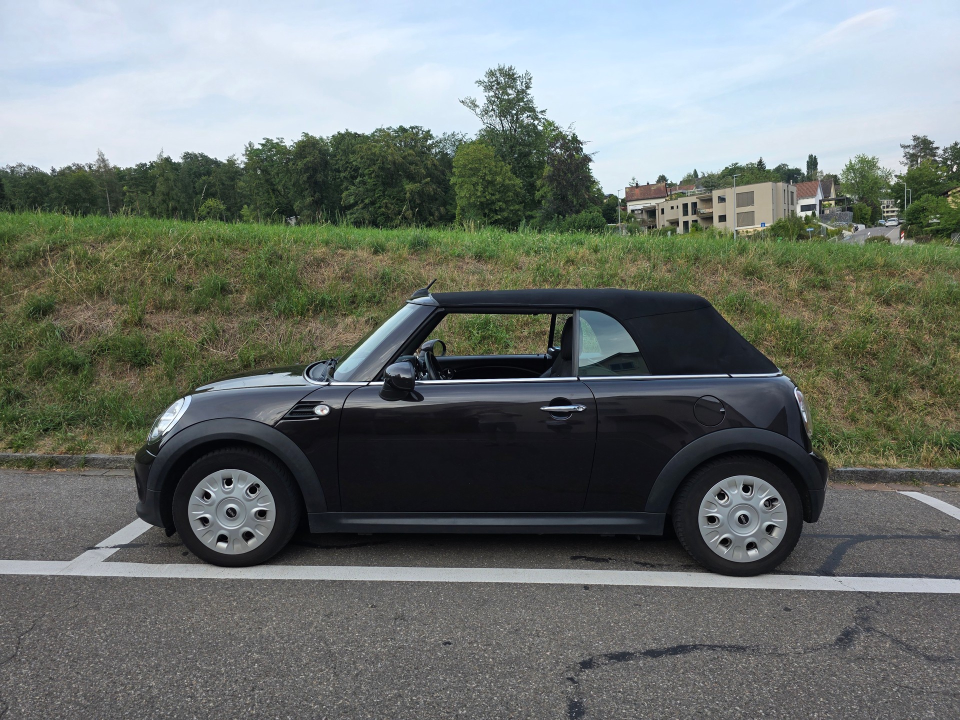 MINI CABRIO-image-10