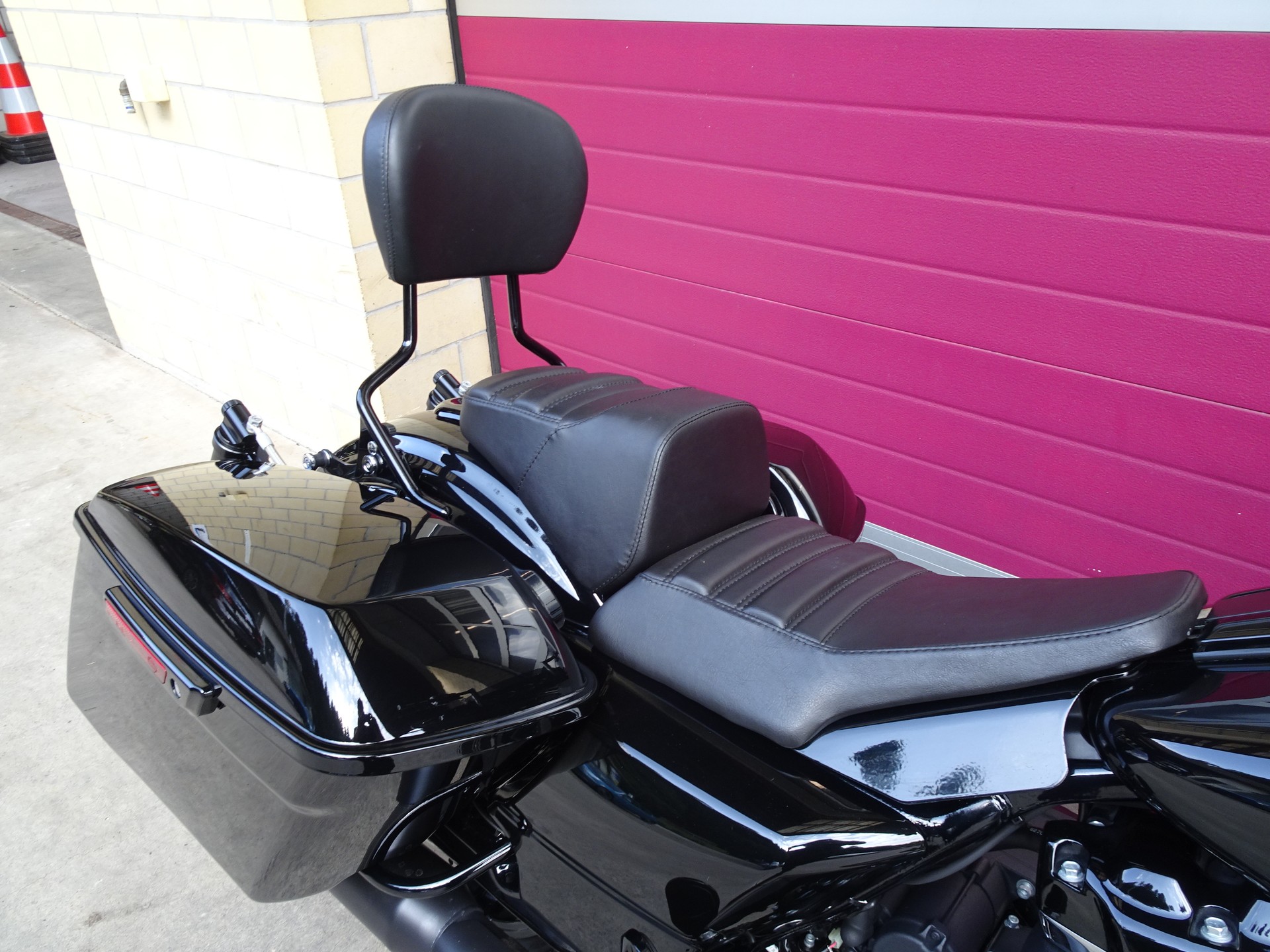 HARLEY-DAVIDSON FLHXS Street Glide Special Black Finish 114-image-6