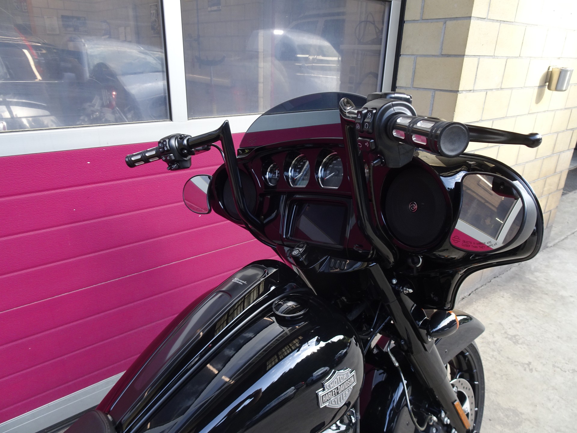 HARLEY-DAVIDSON FLHXS Street Glide Special Black Finish 114-image-4