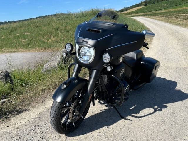 INDIAN Chieftain Dark Horse-image-0