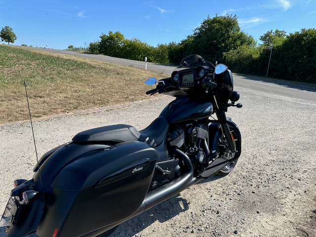 INDIAN Chieftain Dark Horse-image-3