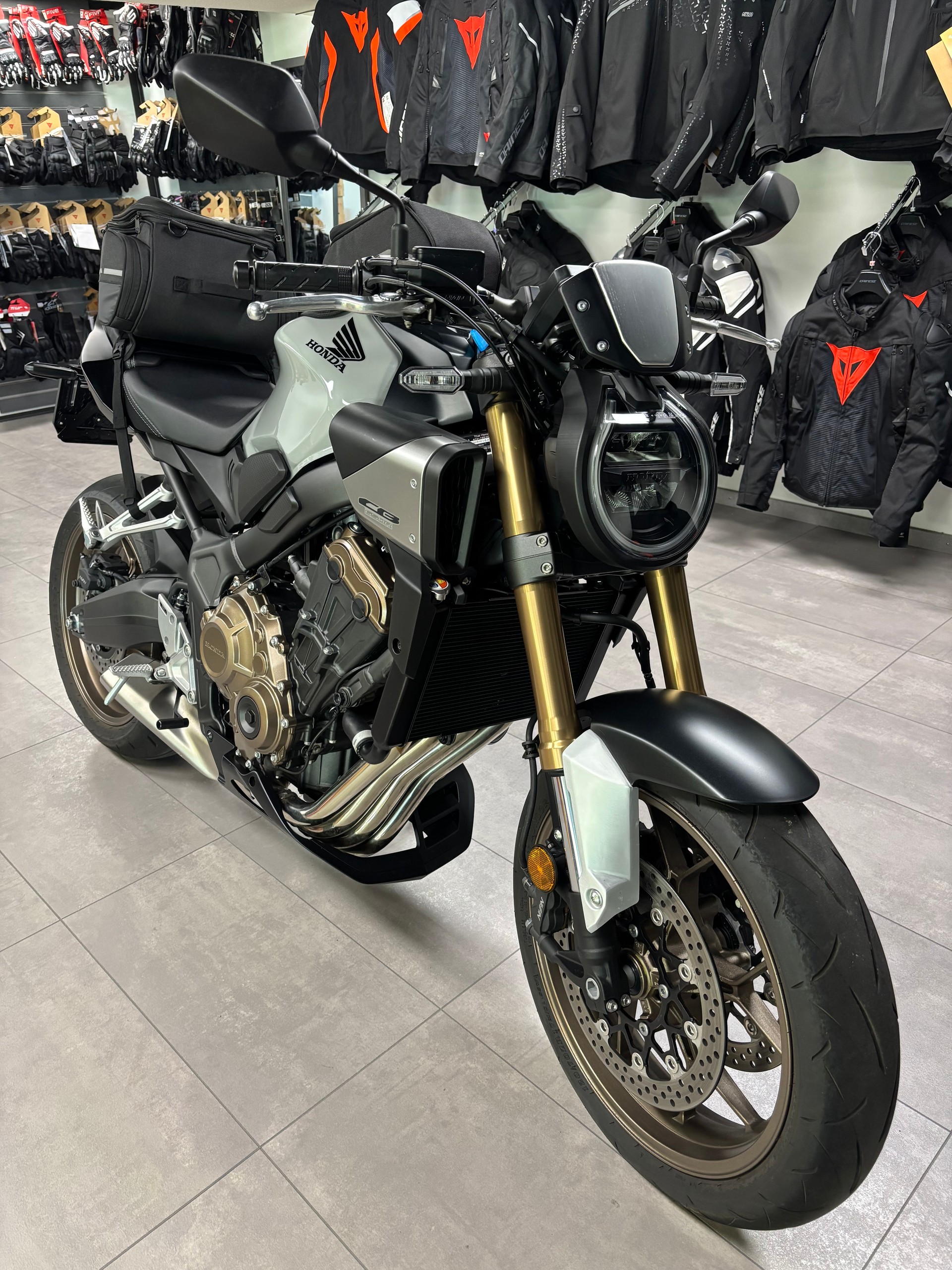 HONDA CB 650 R-image-2