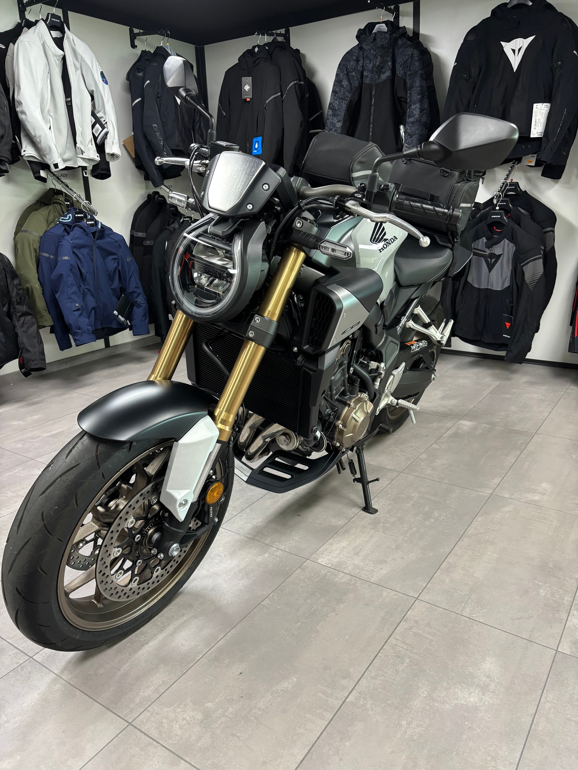 HONDA CB 650 R-image-3