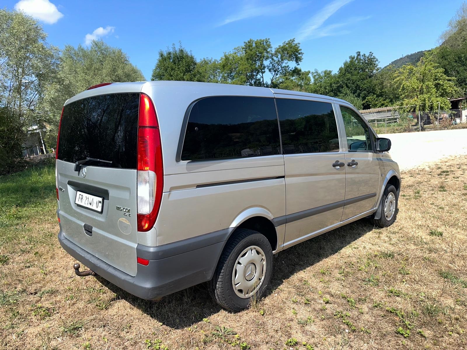 MERCEDES-BENZ Vito 116 CDI Blue Efficiency EL 4Matic A-showroom-element-2
