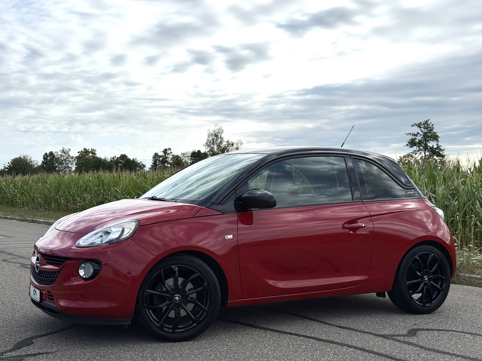 OPEL Adam 1.0 ecoFLEX Turbo JAM 115PS - *2. HAND* - *TOP-AUSSTATTUNG* - *8-FACH ALU* - *FRISCH MFK & GARANTIE*-showroom-element-1