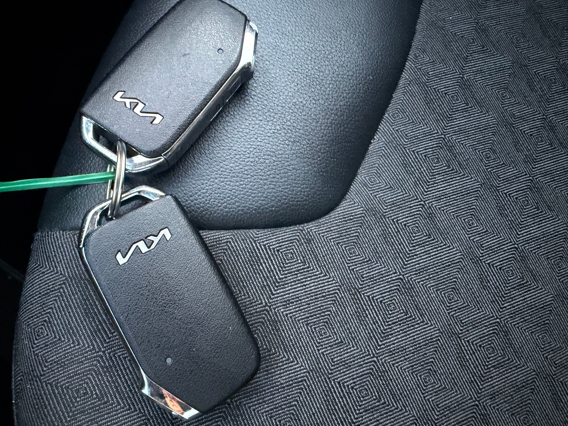 KIA Niro 1.6GDi Plug-in Hybrid Power DCT VÉHICULE SOIGNÉ-image-38